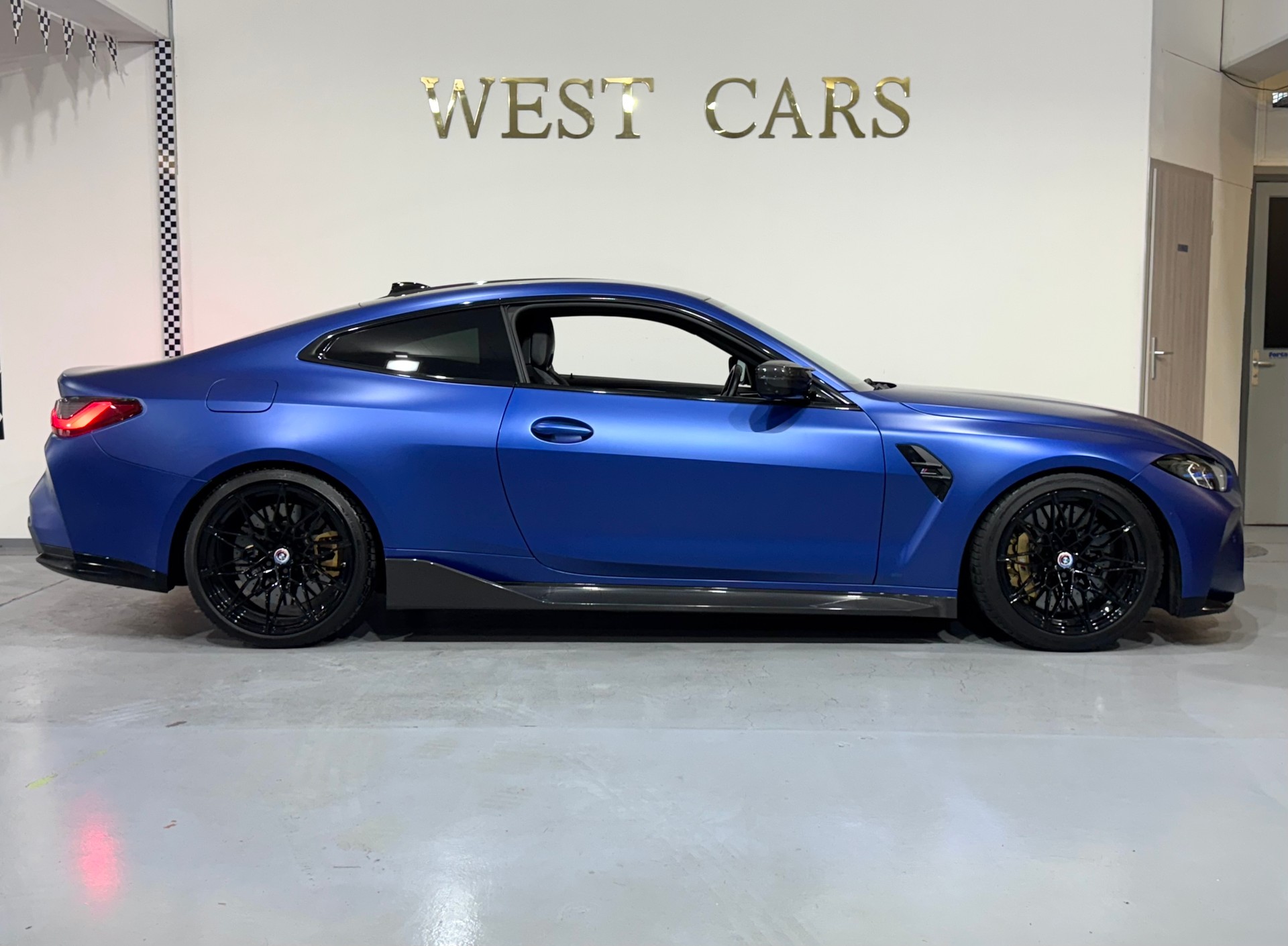 BMW M4 Coupé Competition M xDrive *Frozen Portimao Blue*Keramik*Carbon*-image-2
