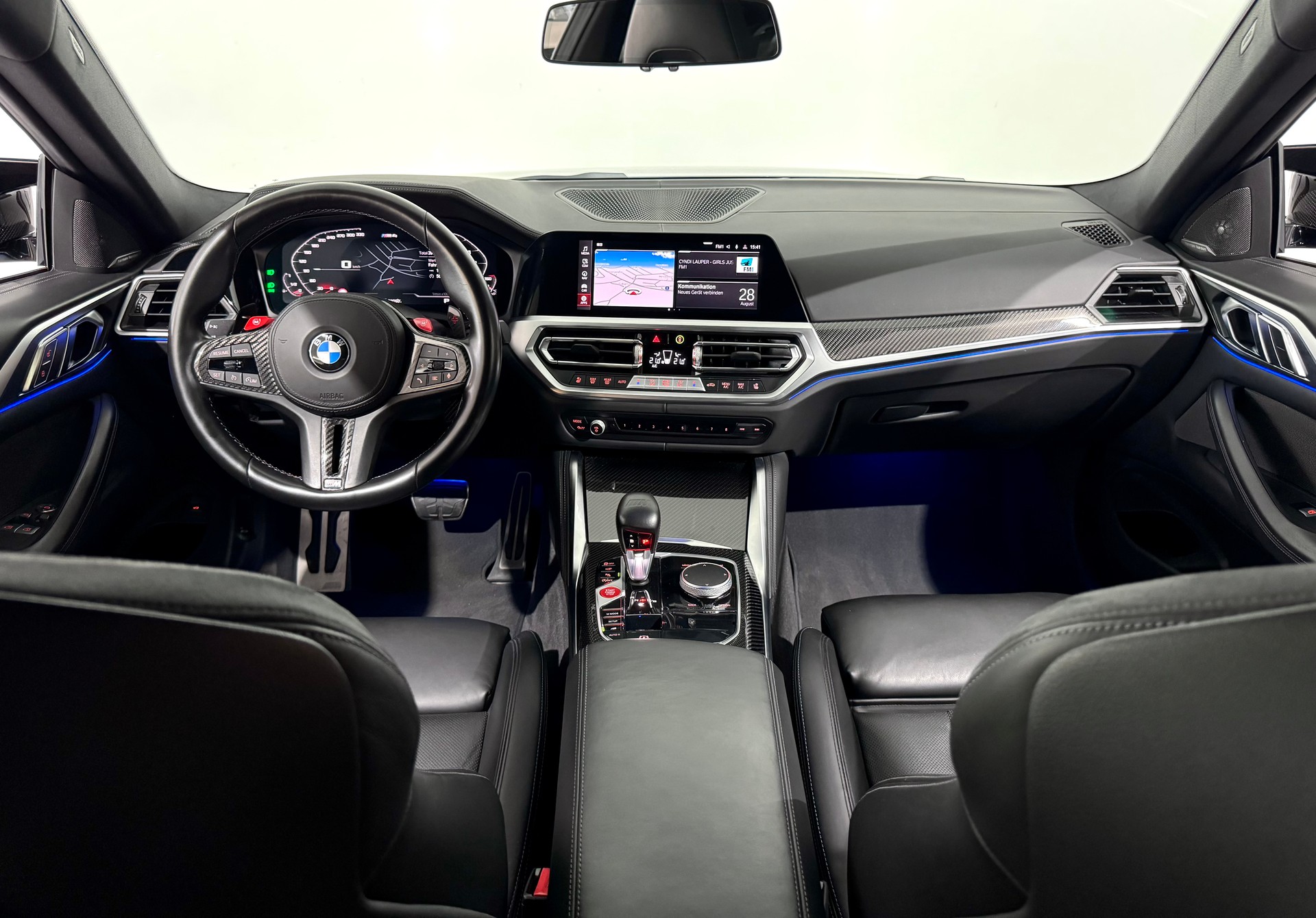 BMW M4 Coupé Competition M xDrive *Frozen Portimao Blue*Keramik*Carbon*-image-8