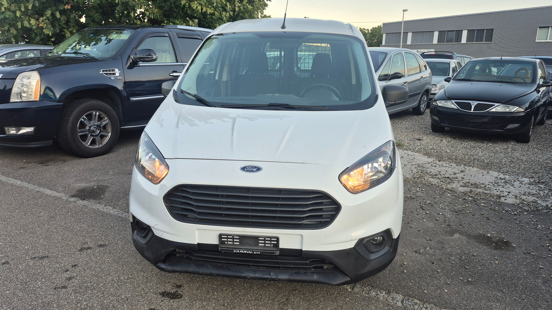FORD Transit Courier Van 1.0 EcoBoost Sport-image-1