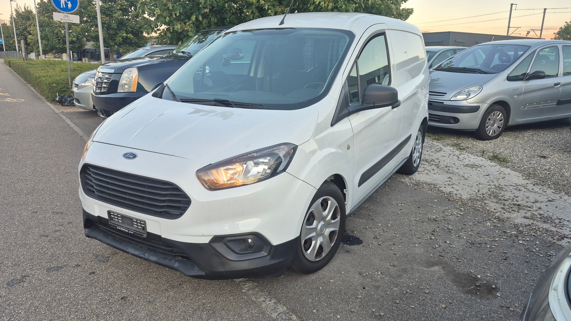 FORD Transit Courier Van 1.0 EcoBoost Sport-image-0
