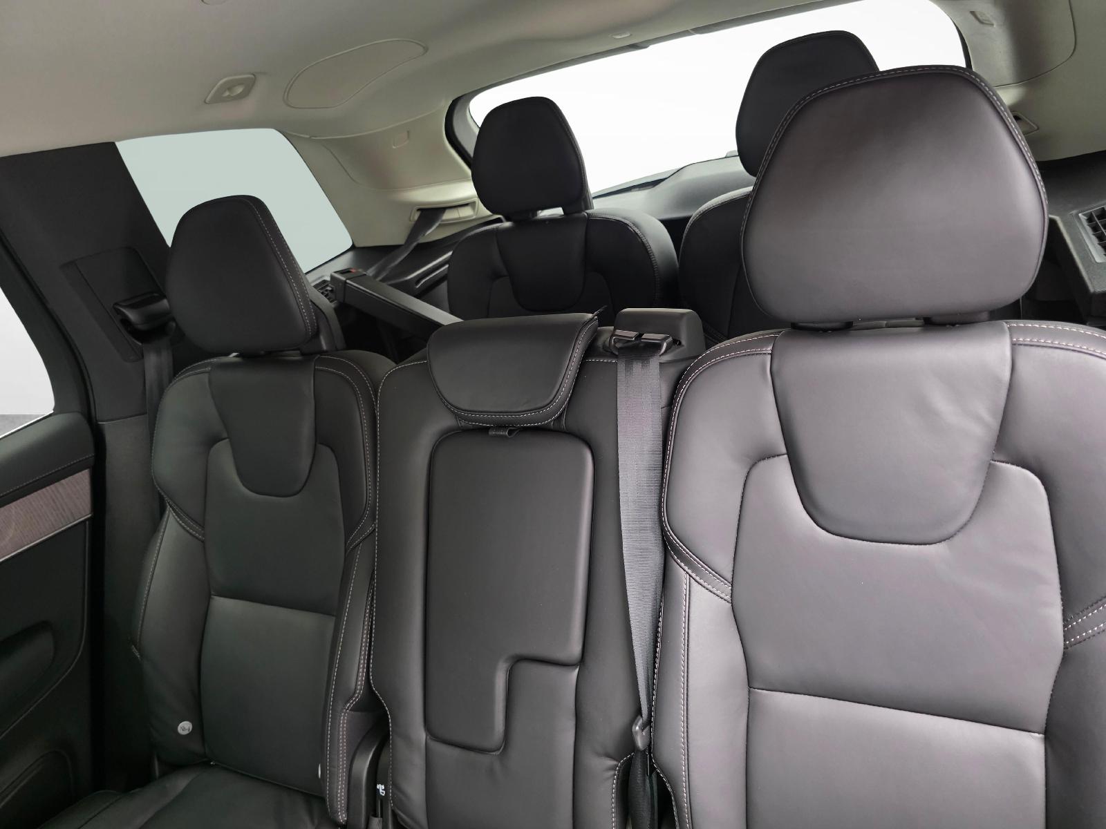VOLVO XC90 2.0 B5 MH Plus Bright AWD-image-12