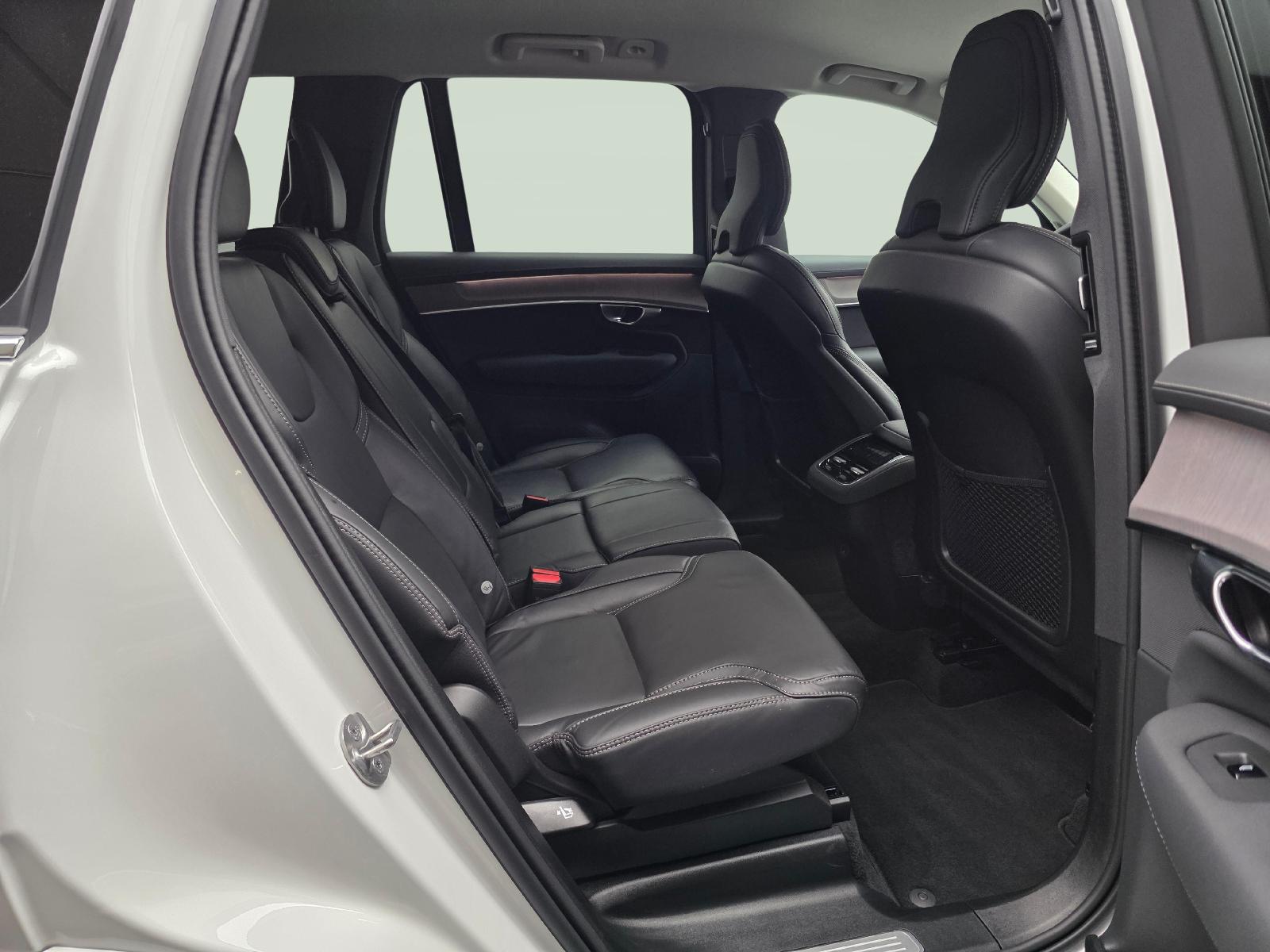 VOLVO XC90 2.0 B5 MH Plus Bright AWD-image-10