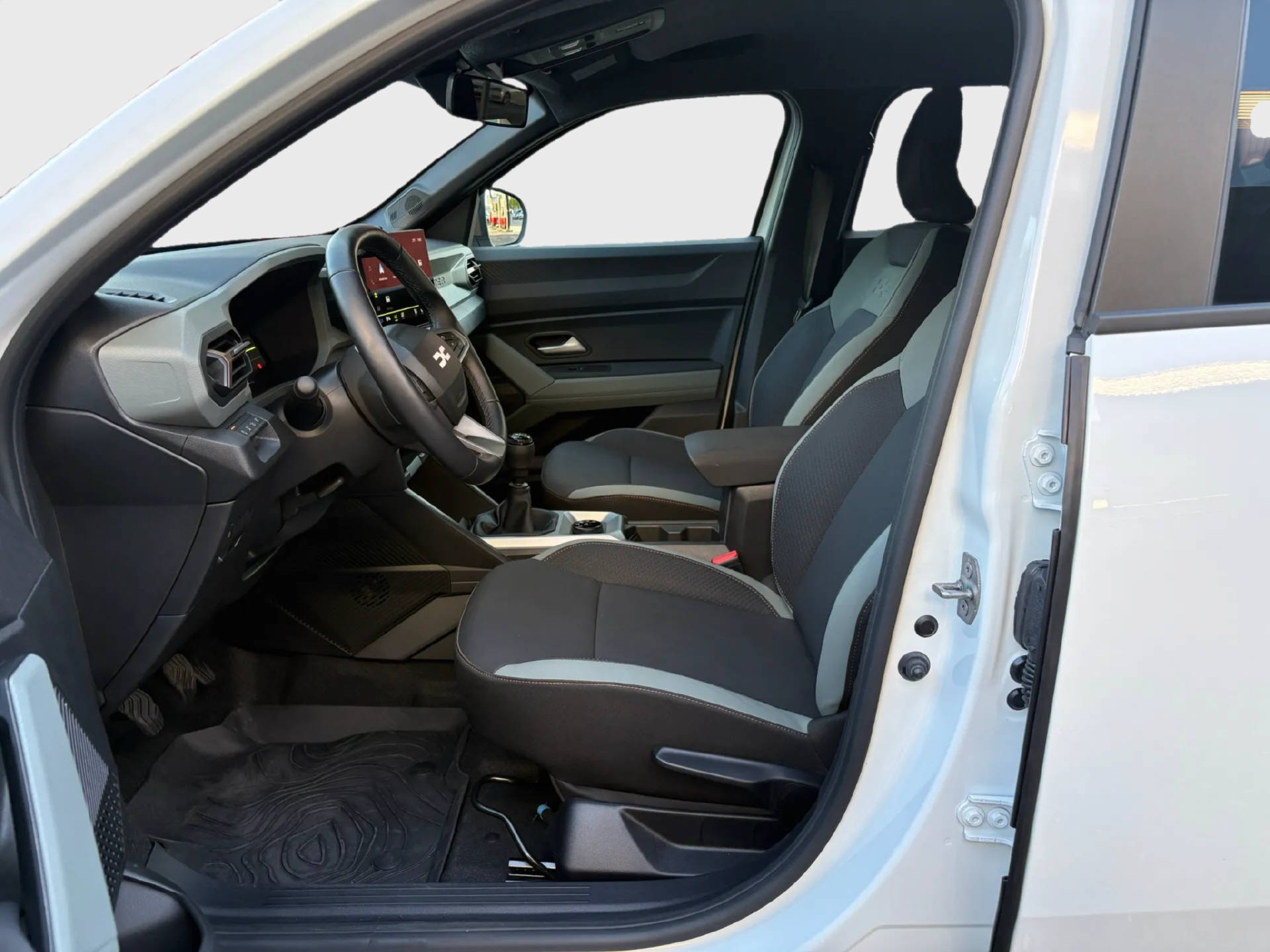 DACIA Duster 1.2 TCe Extreme 4WD-image-9