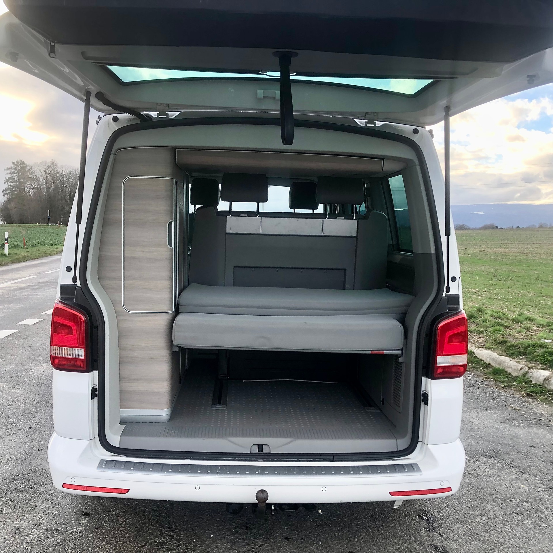 VW T5 California 2.0 Bi-TDI Comfortline 4Motion-image-5