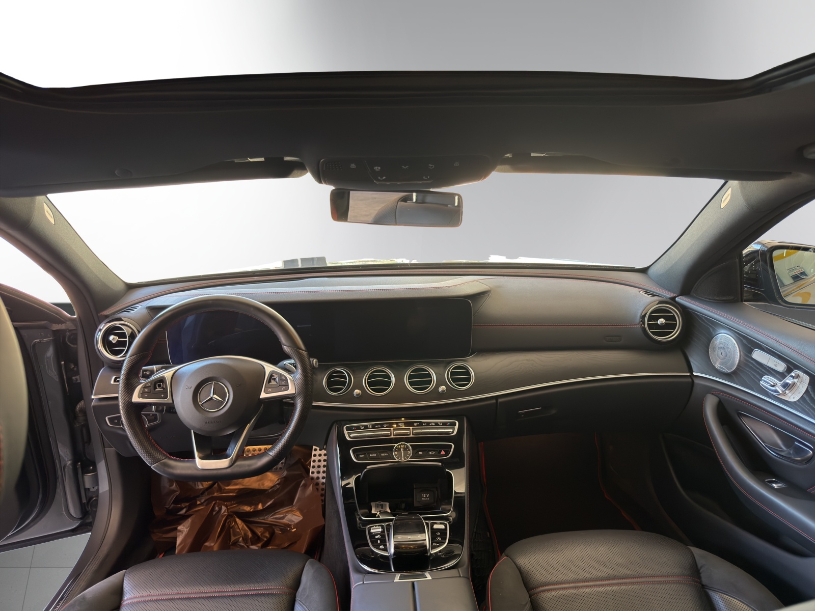 MERCEDES-BENZ E 43 AMG 4 Matic 9G-Tronic-image-12