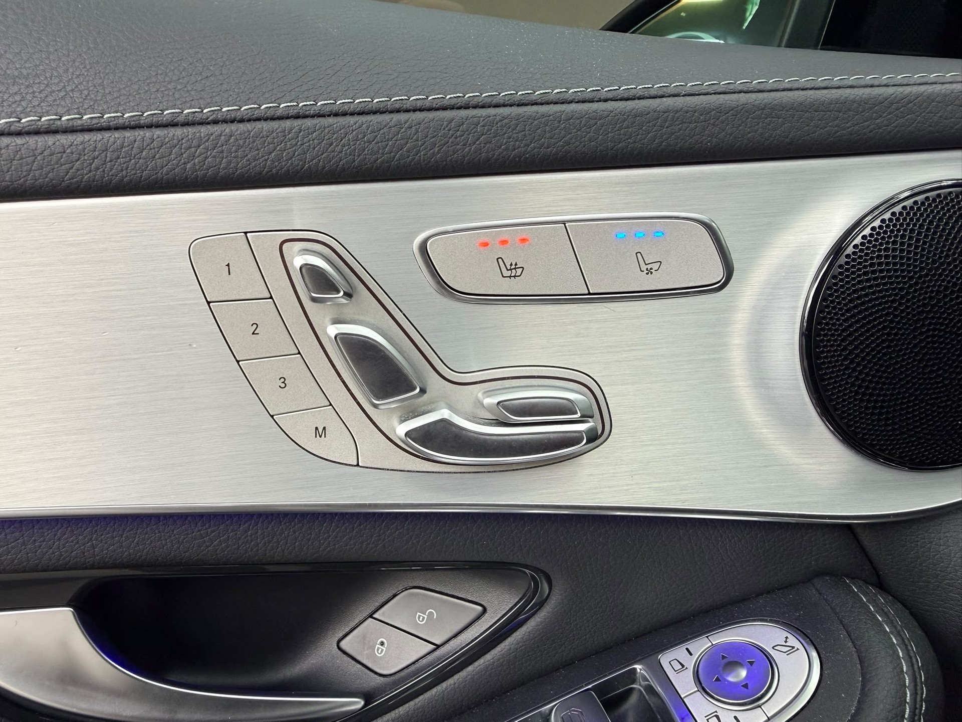 MERCEDES-BENZ GLC 300 de AMG Line *CH Fahrzeug* *Frisch ab MFK* *Frisch ab Mercedes Service* 4Matic 9G-Tronic-image-14