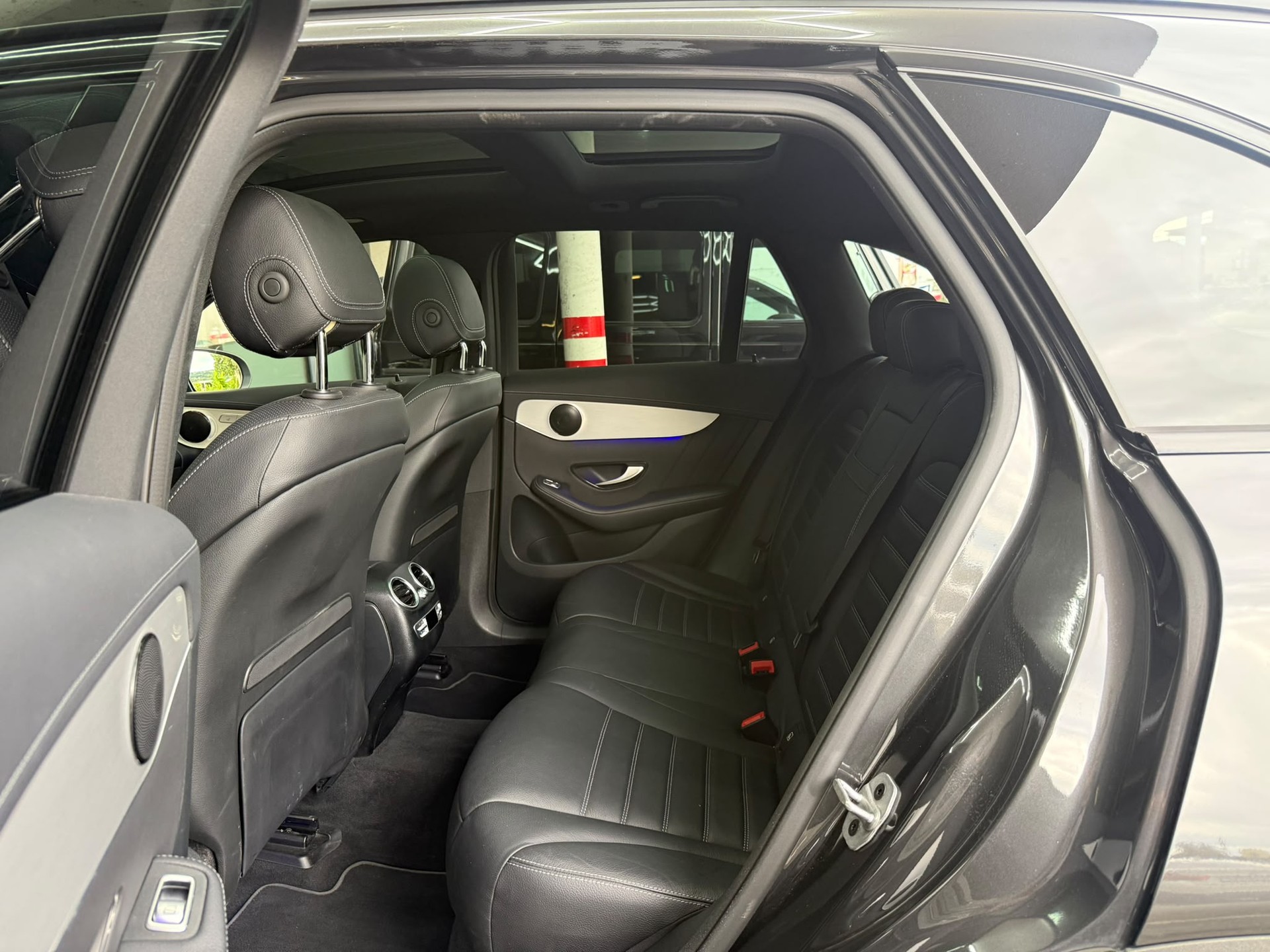 MERCEDES-BENZ GLC 300 de AMG Line *CH Fahrzeug* *Frisch ab MFK* *Frisch ab Mercedes Service* 4Matic 9G-Tronic-image-17
