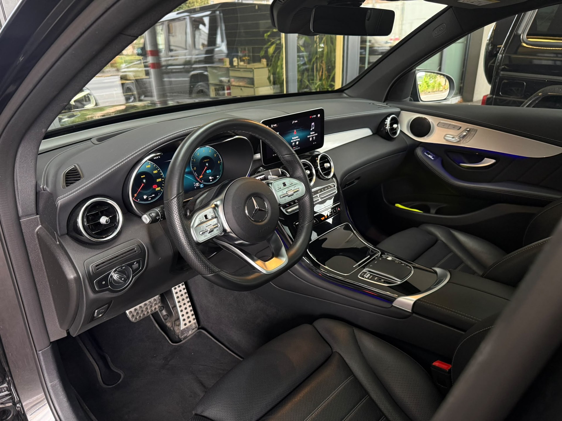MERCEDES-BENZ GLC 300 de AMG Line *CH Fahrzeug* *Frisch ab MFK* *Frisch ab Mercedes Service* 4Matic 9G-Tronic-image-12