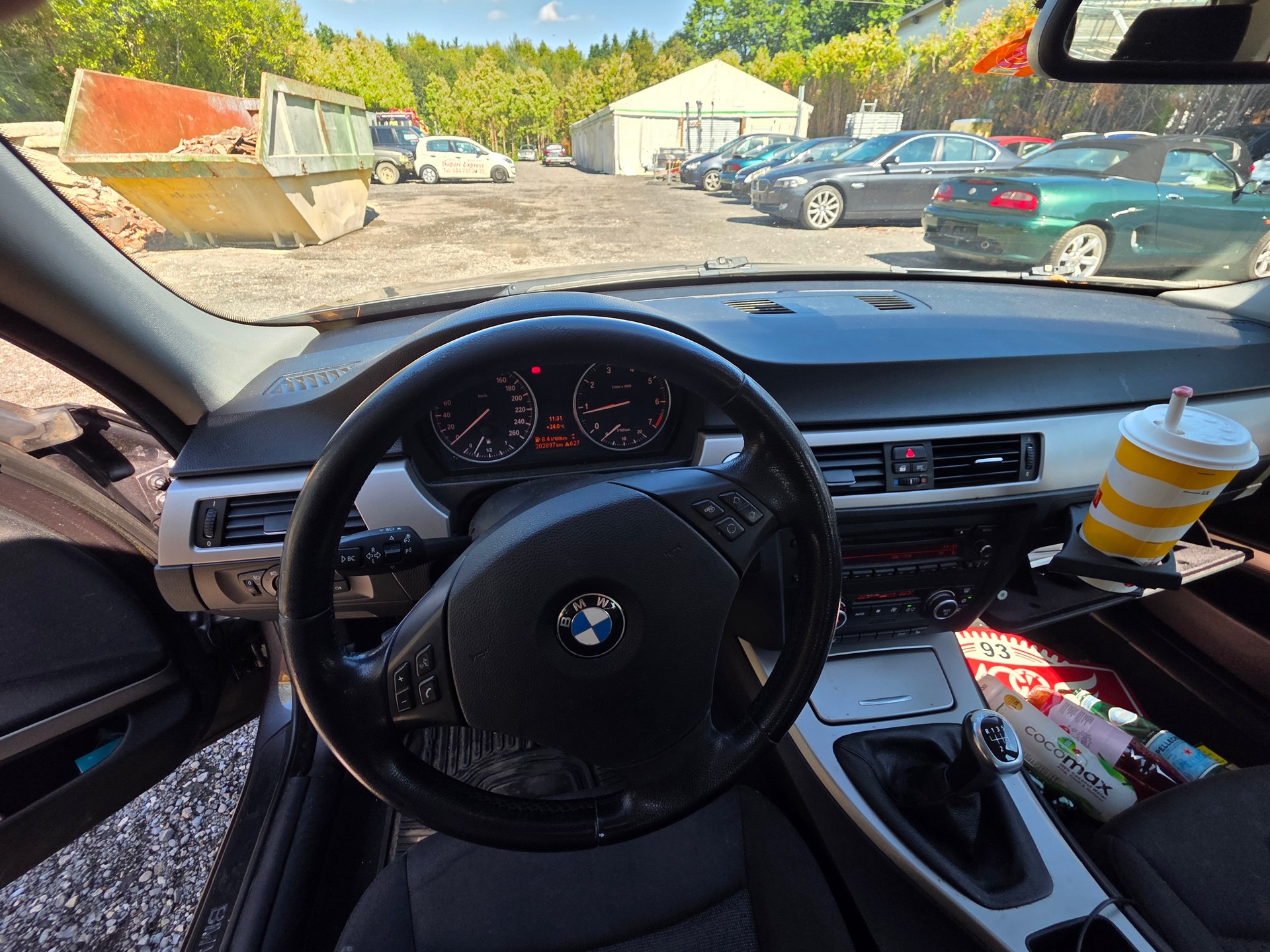 BMW 318i Touring Access-image-6