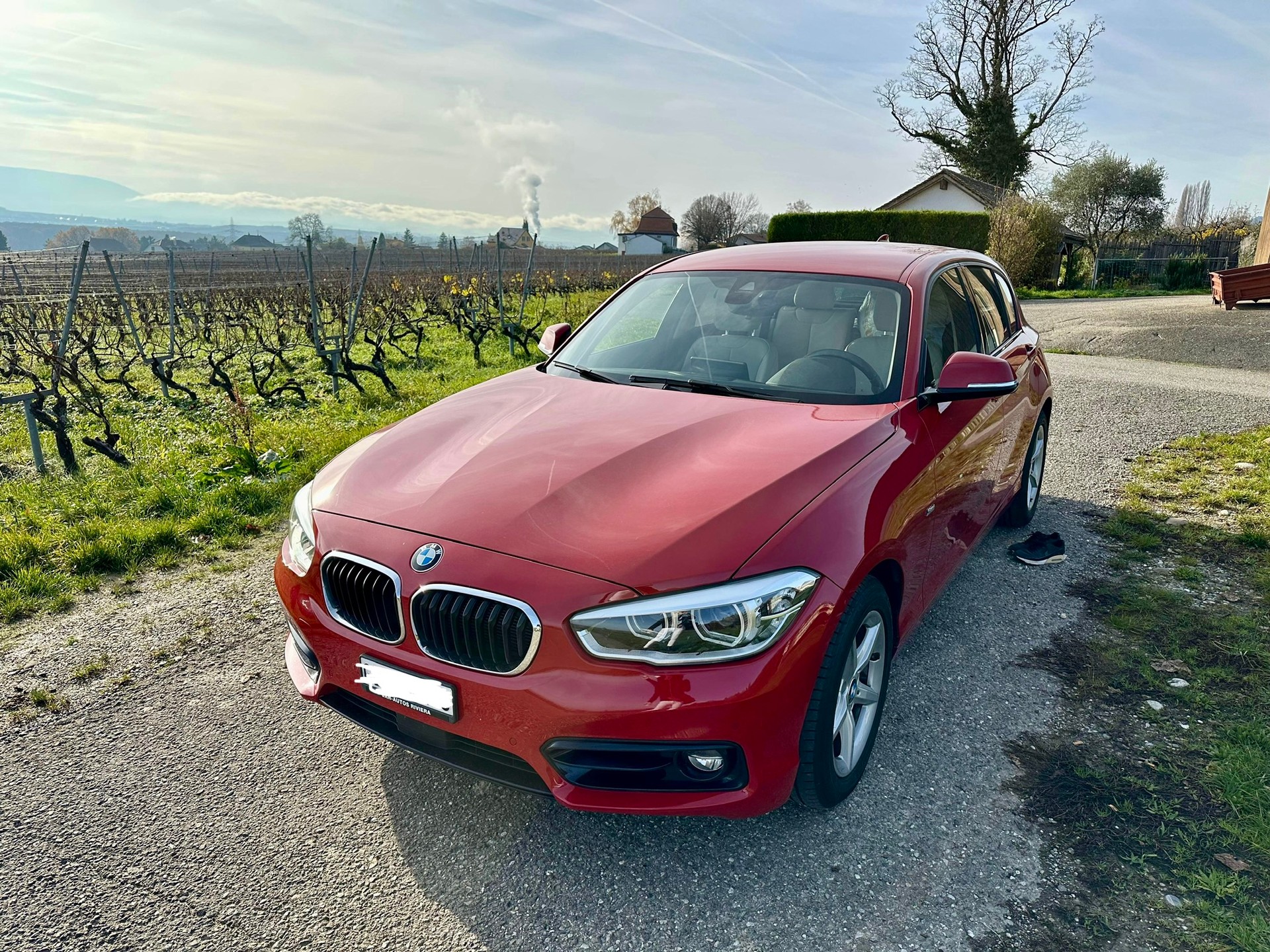 BMW 120d xDrive-image-0