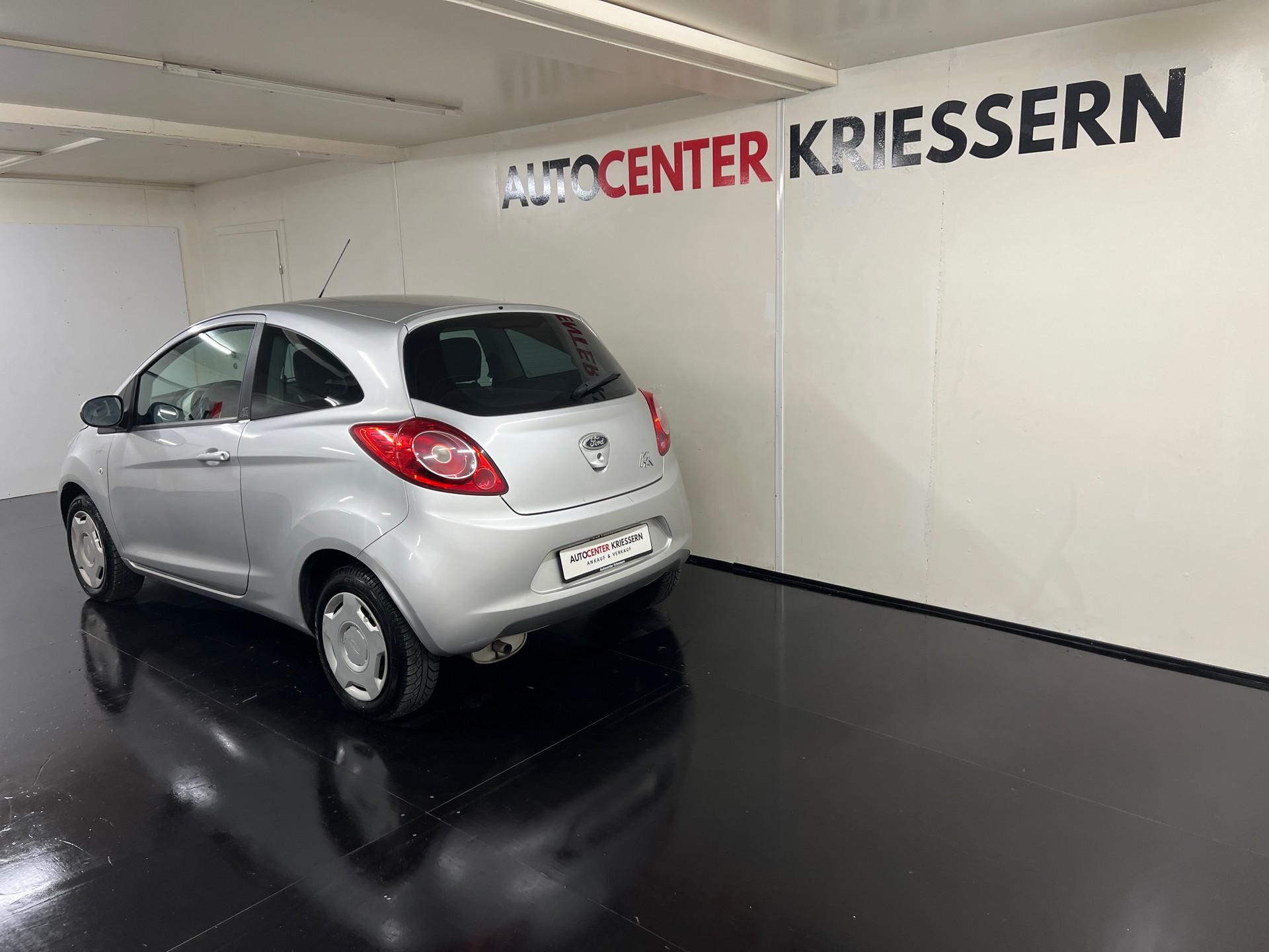 FORD KA 1.25 Titanium-image-6