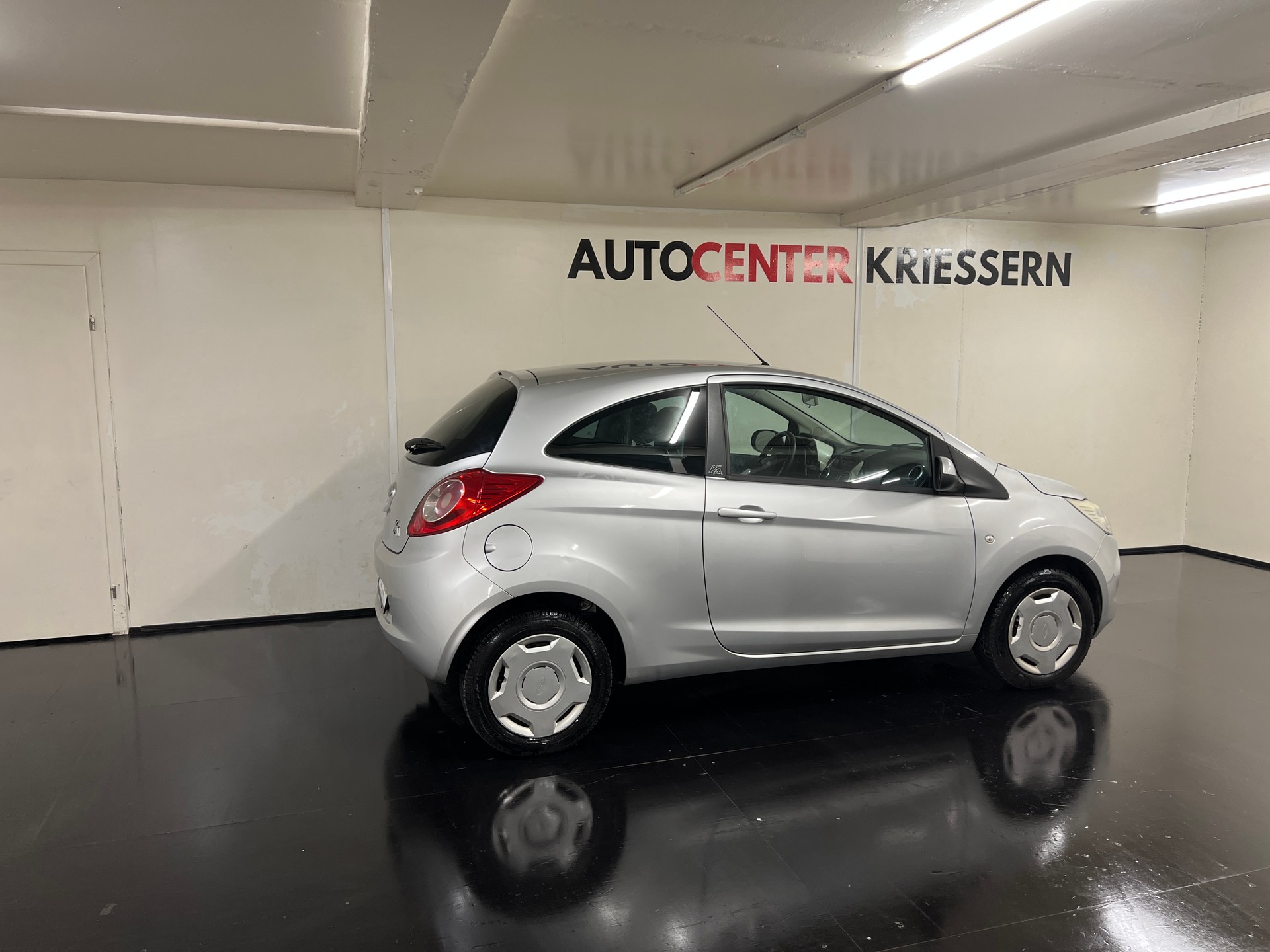 FORD KA 1.25 Titanium-image-3
