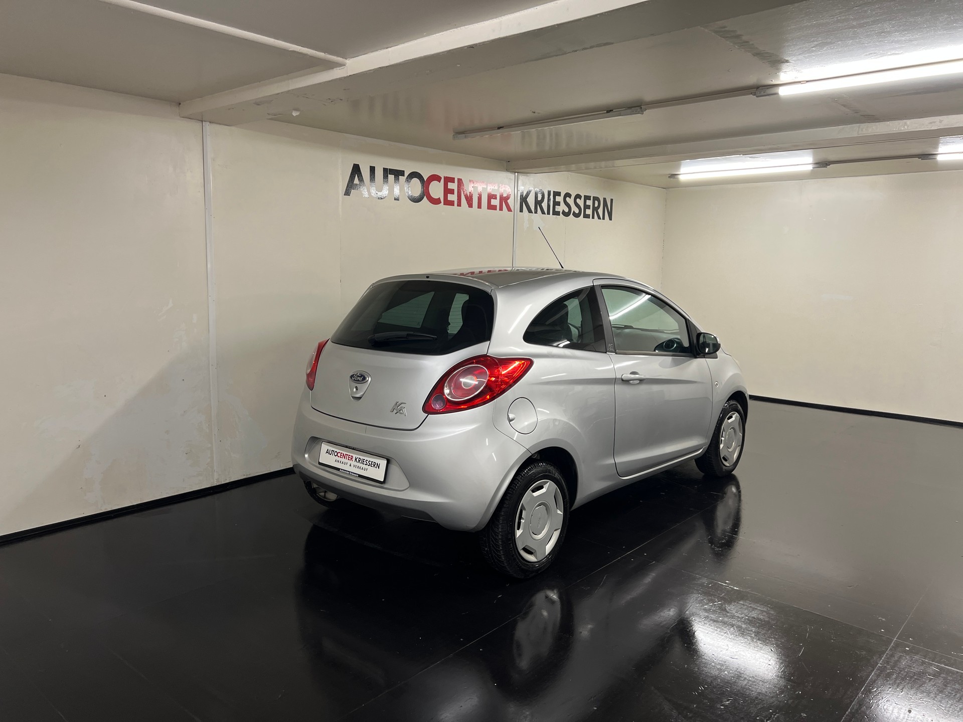 FORD KA 1.25 Titanium-image-4