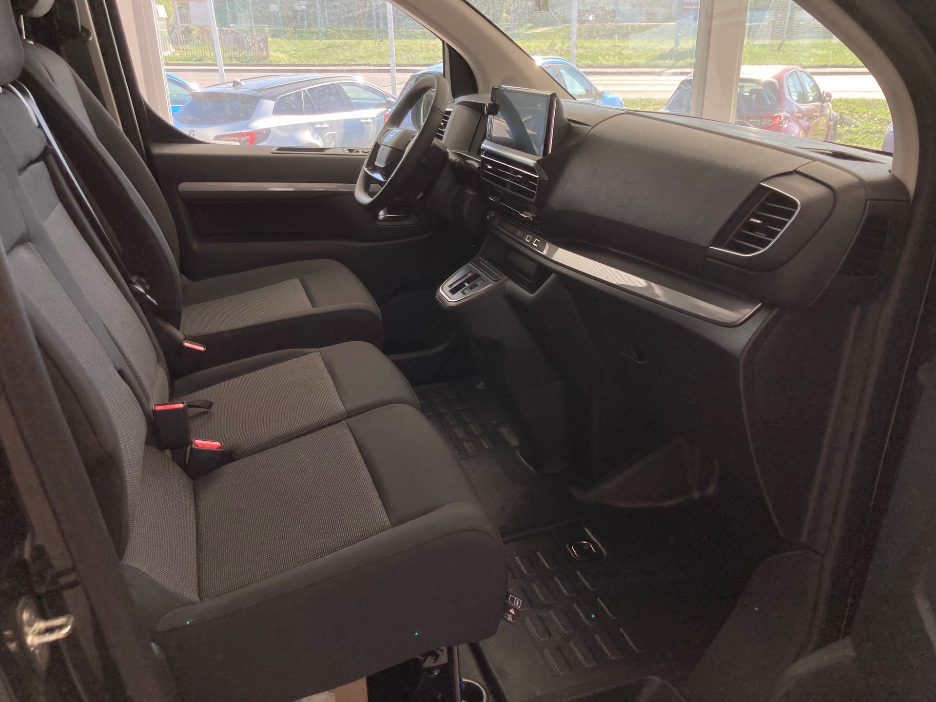 FIAT Scudo 2.0 BlueHDi 177PS L2 Automat-image-15