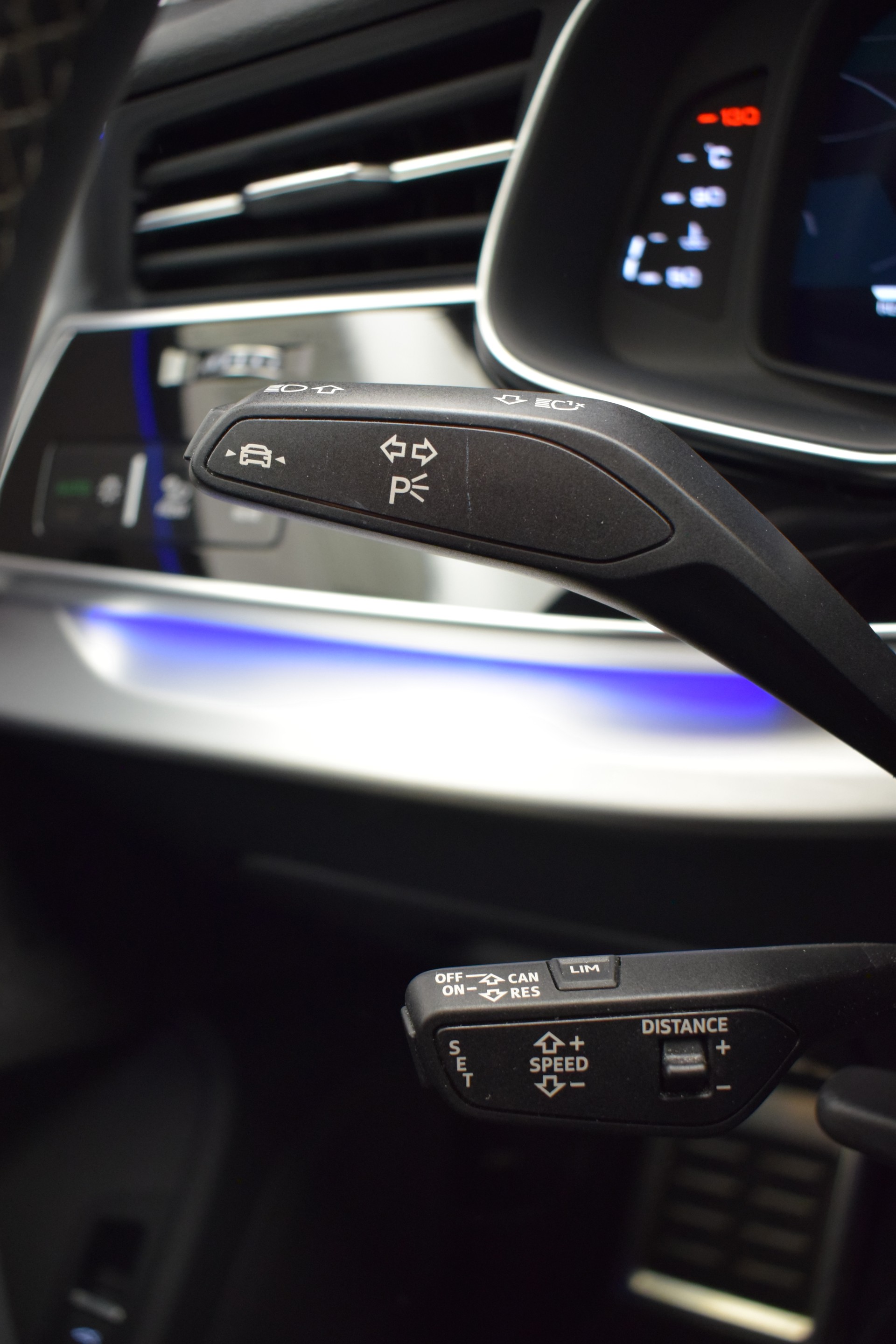 AUDI SQ7 TFSI quattro tiptronic, Anhängerkupplung, 7 Sitzer-image-29