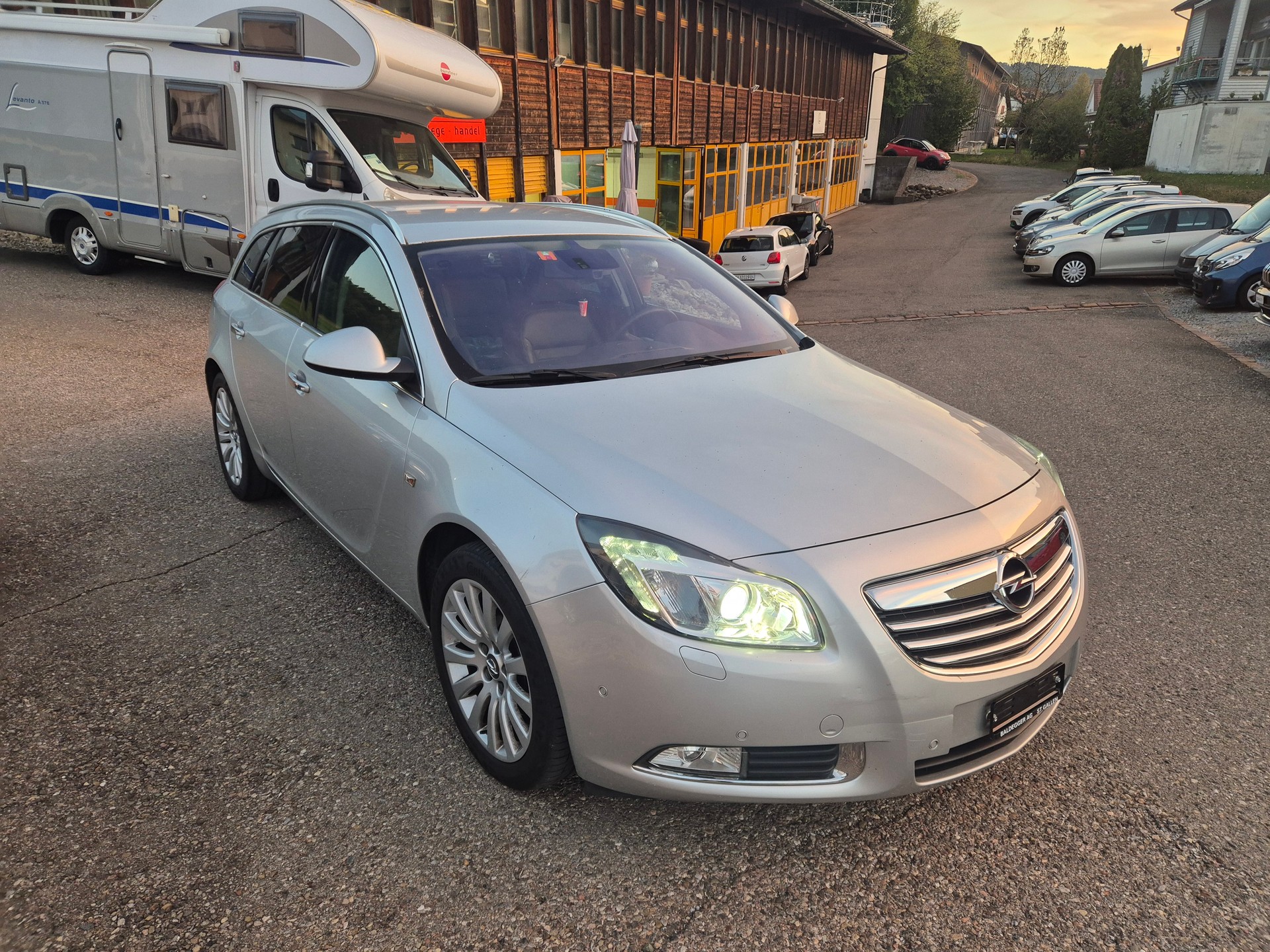 OPEL Insignia ST 2.0 Turbo Edition 4WD Aut.-image-4