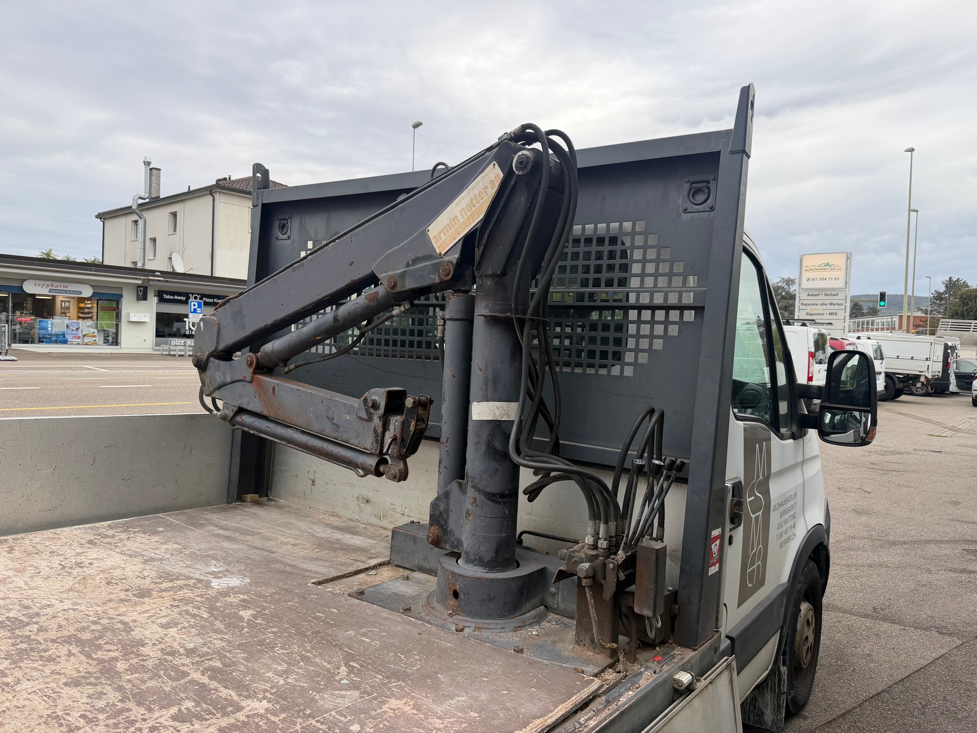 IVECO DAILY 35 S 10 mit Kran-image-5