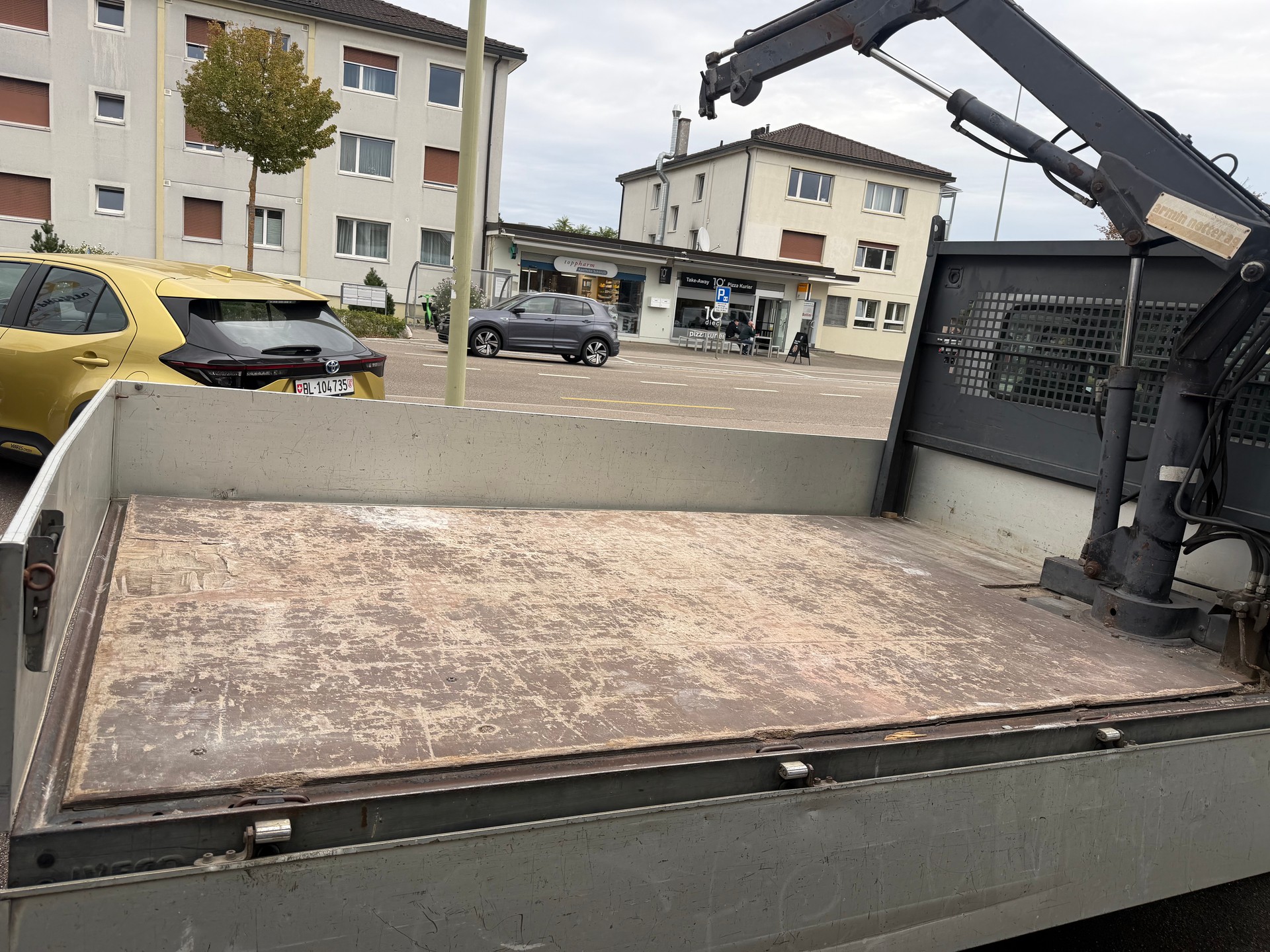 IVECO DAILY 35 S 10 mit Kran-image-4