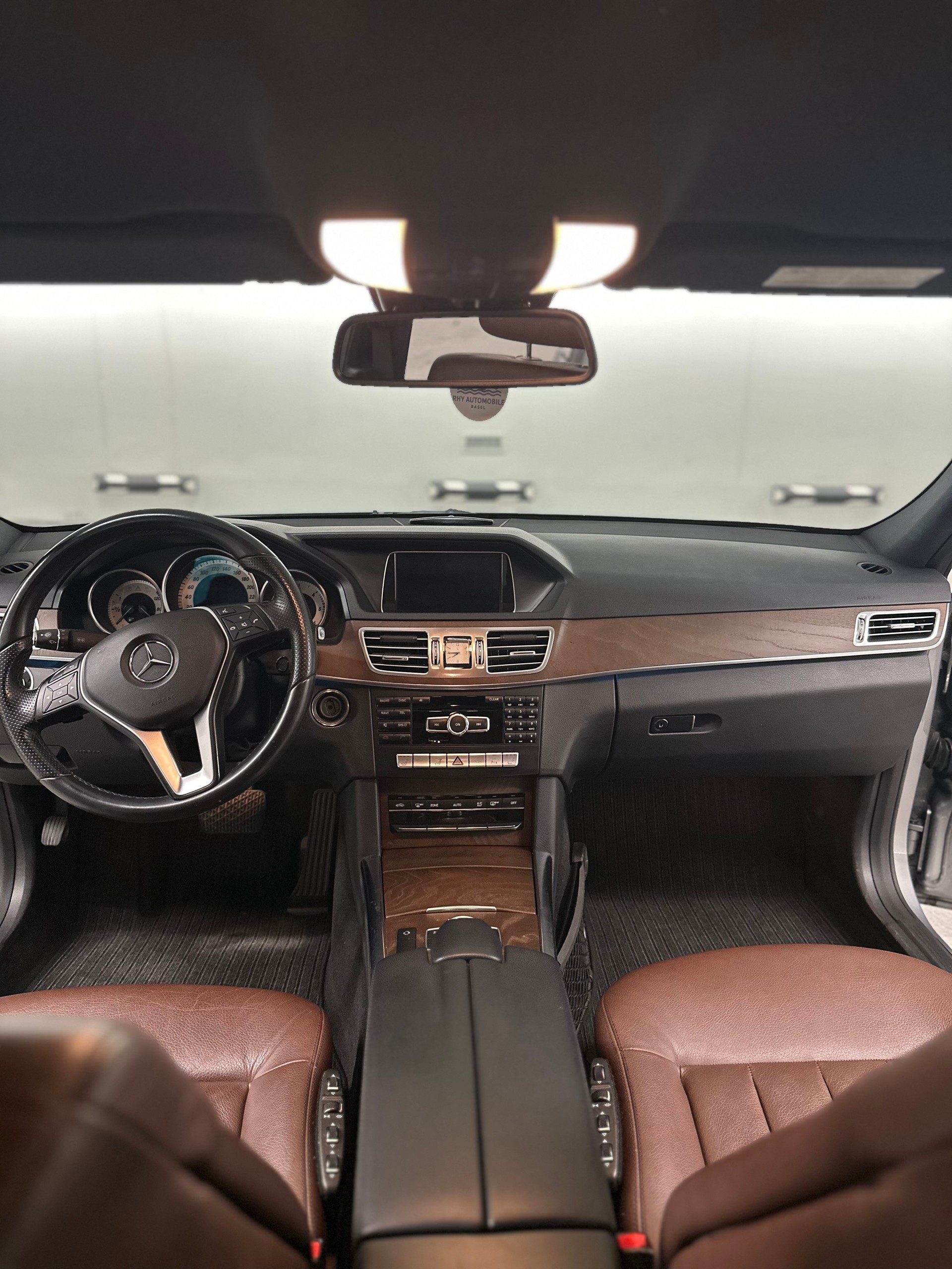 MERCEDES-BENZ E 250 CDI 4Matic 7G-Tronic-image-6