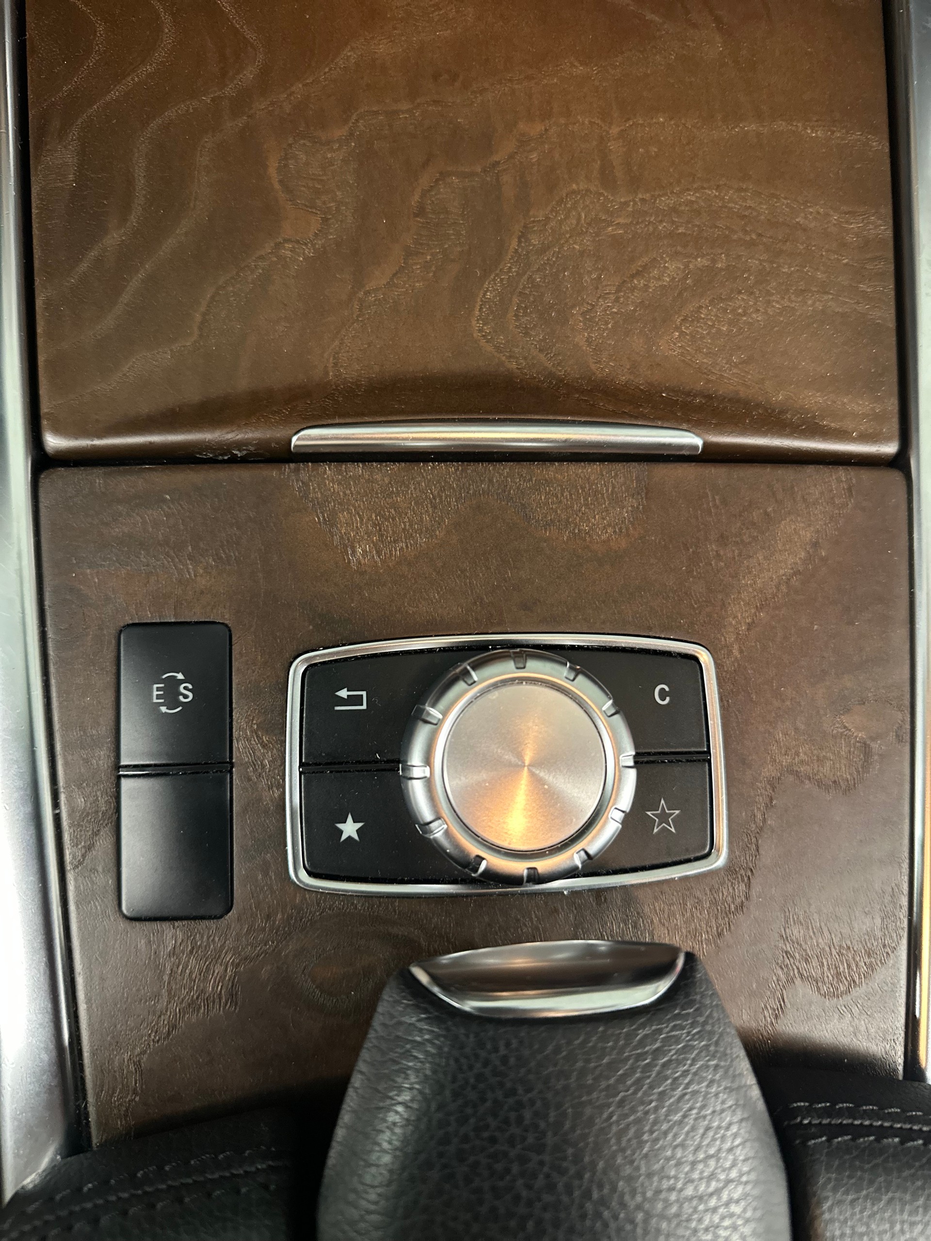MERCEDES-BENZ E 250 CDI 4Matic 7G-Tronic-image-10