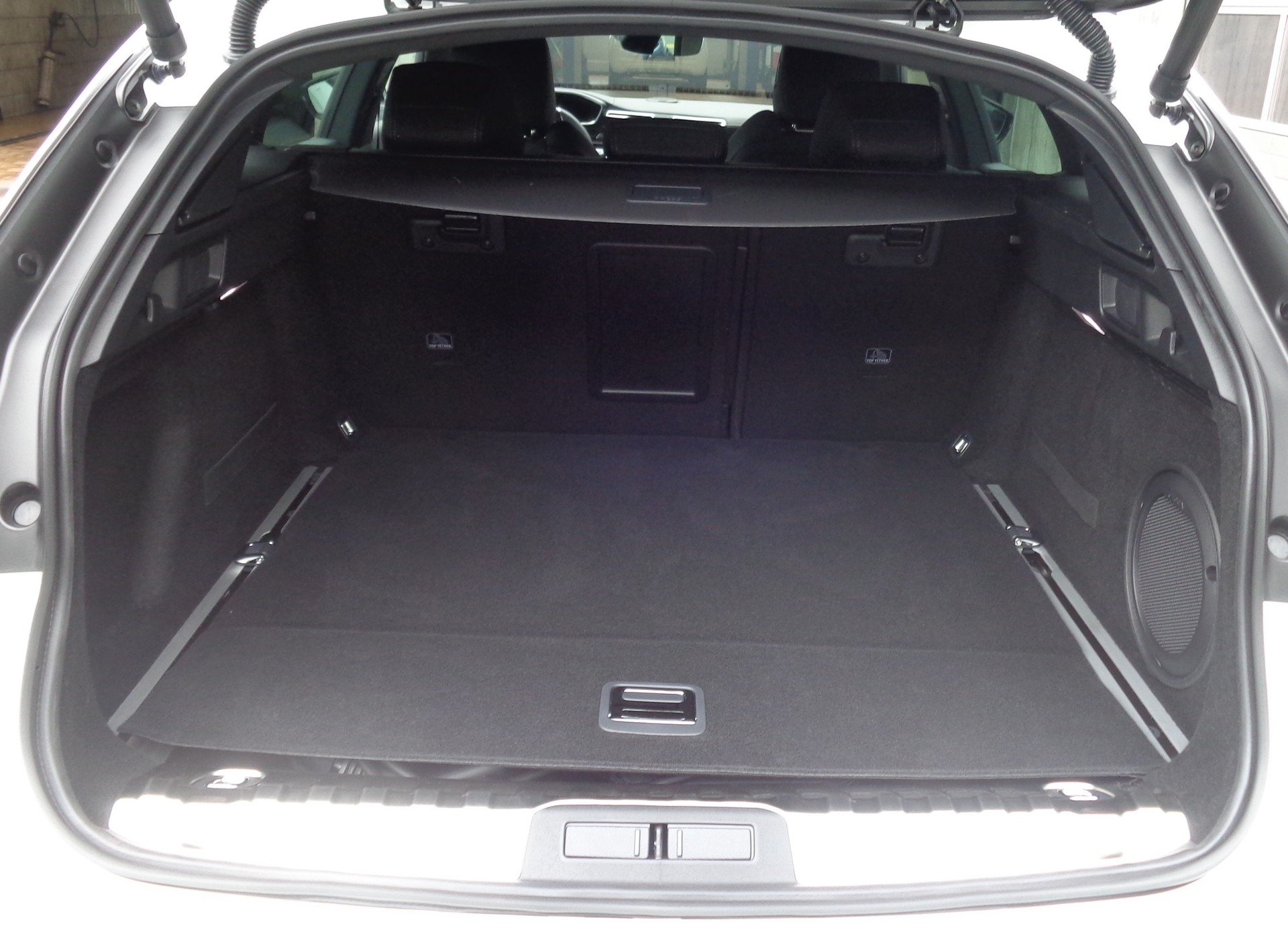 PEUGEOT 508 SW 1.6 Plug-in Hybrid GT Pack-image-8