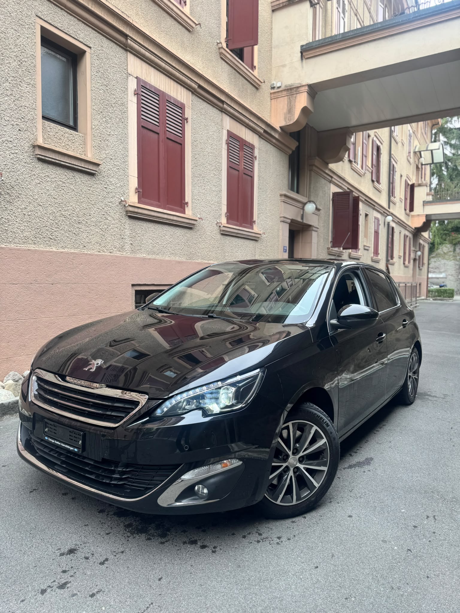 PEUGEOT 308 1.6 THP Allure-image-3