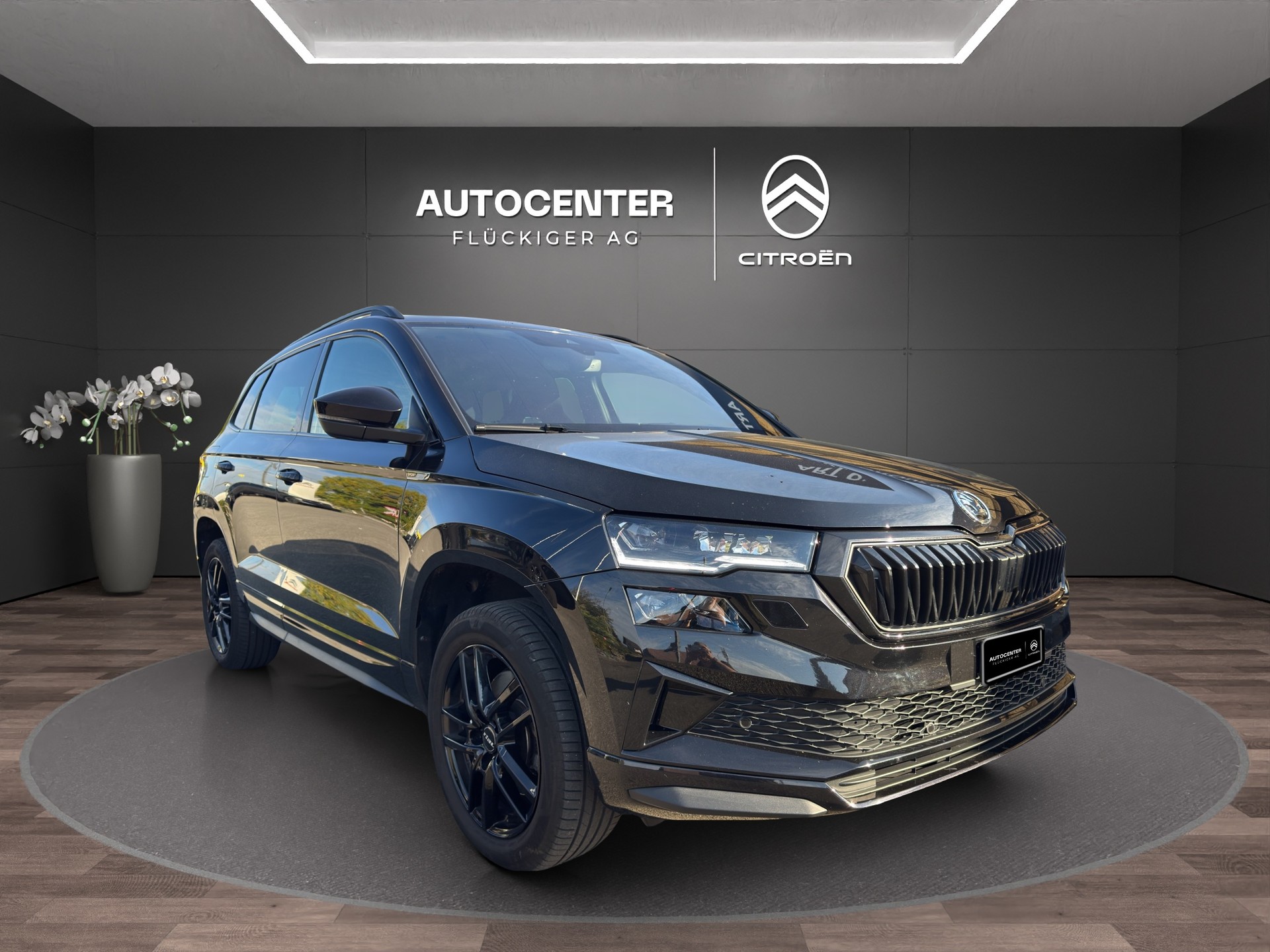 SKODA Karoq 1.5 TSI SportLine DSG-image-0