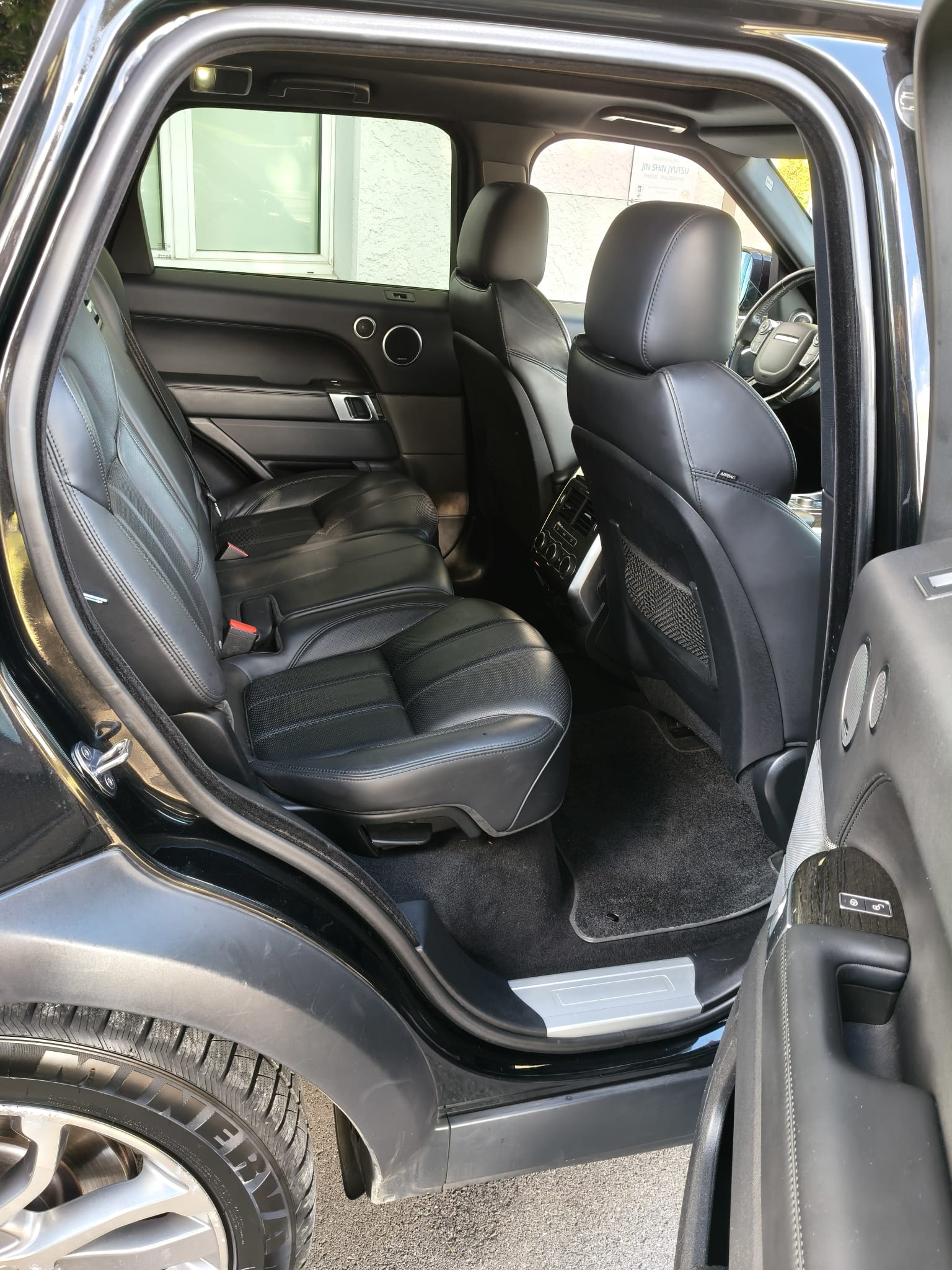 LAND ROVER Range Rover Sport 3.0 SDV6 HSE Dynamic Automatic-image-10