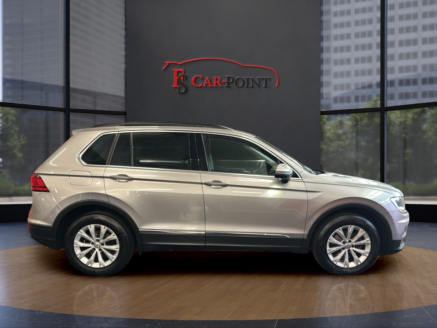 VW Tiguan 2.0 TDI SCR Comfortline 4Motion DSG-image-7