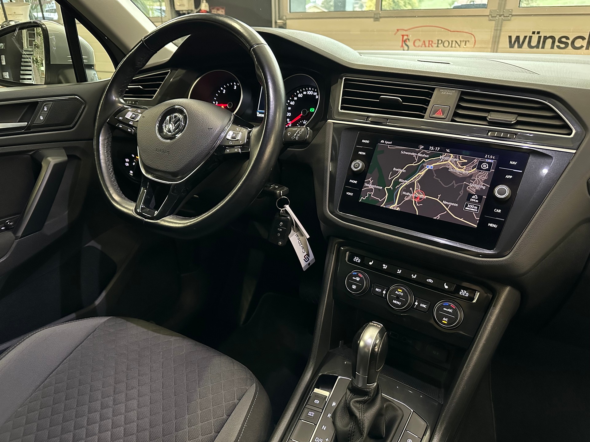 VW Tiguan 2.0 TDI SCR Comfortline 4Motion DSG-image-14