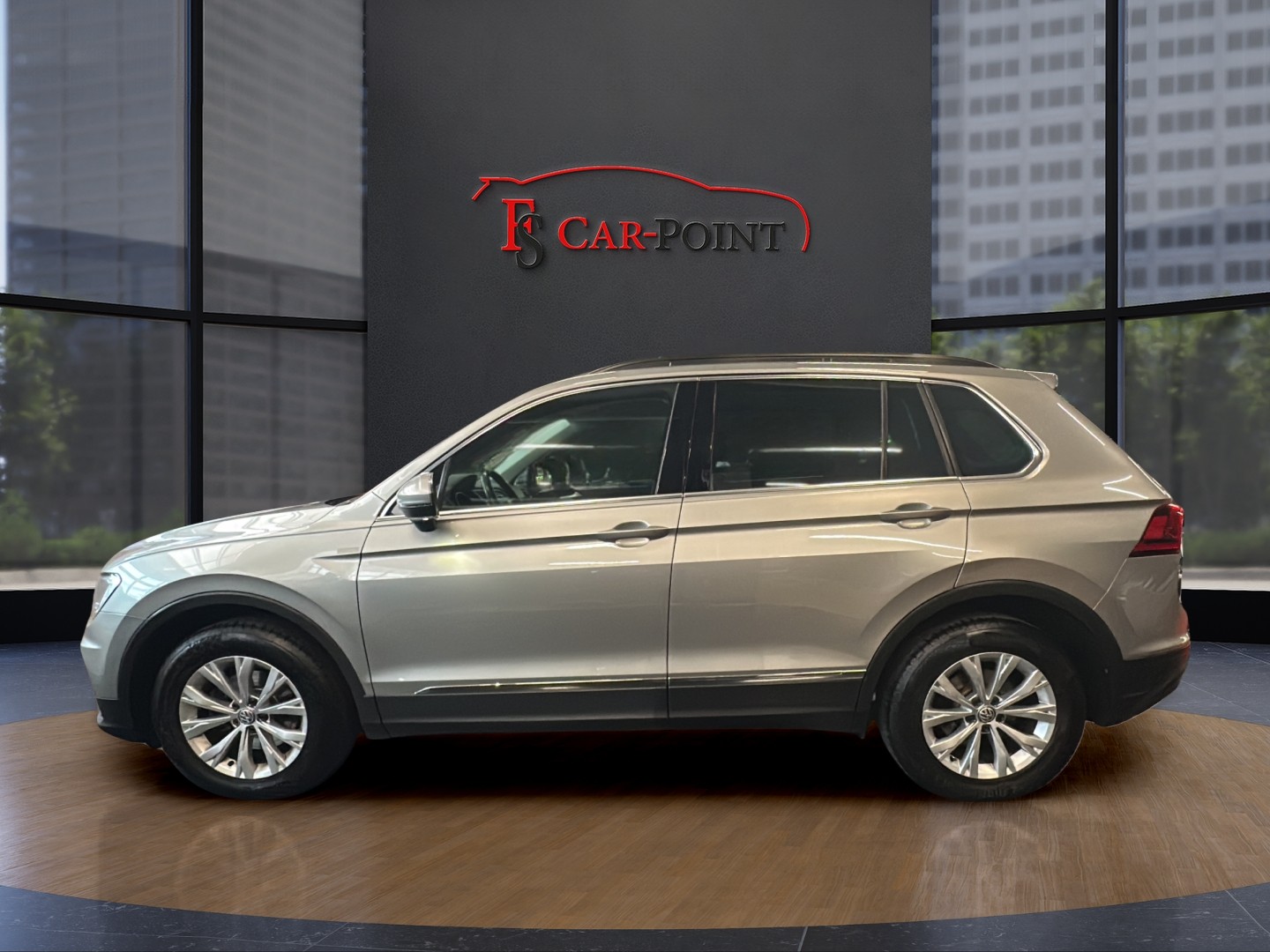 VW Tiguan 2.0 TDI SCR Comfortline 4Motion DSG-image-1