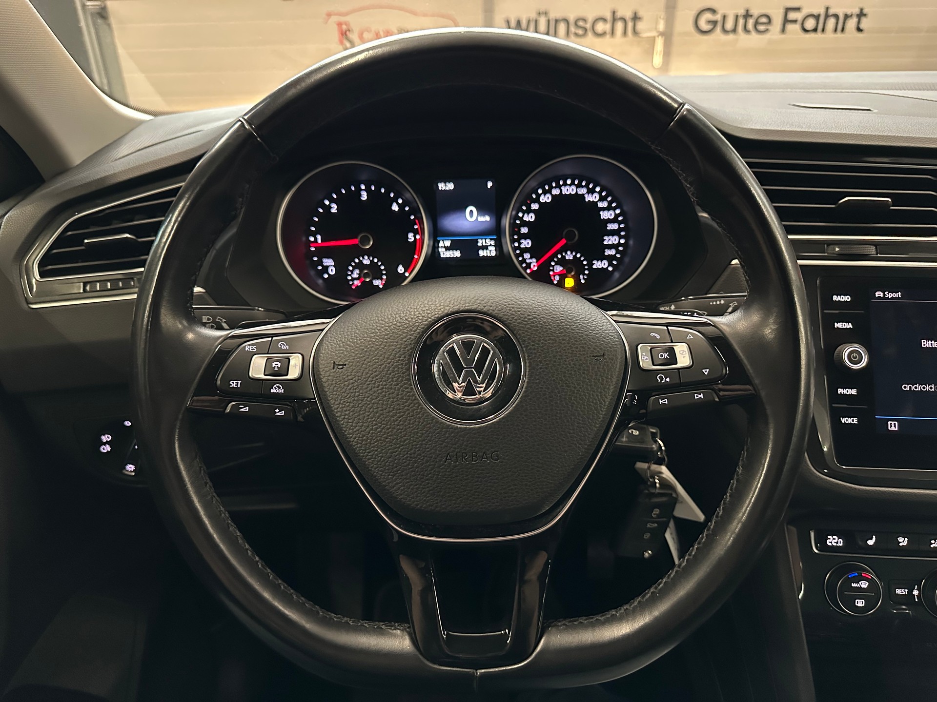 VW Tiguan 2.0 TDI SCR Comfortline 4Motion DSG-image-10