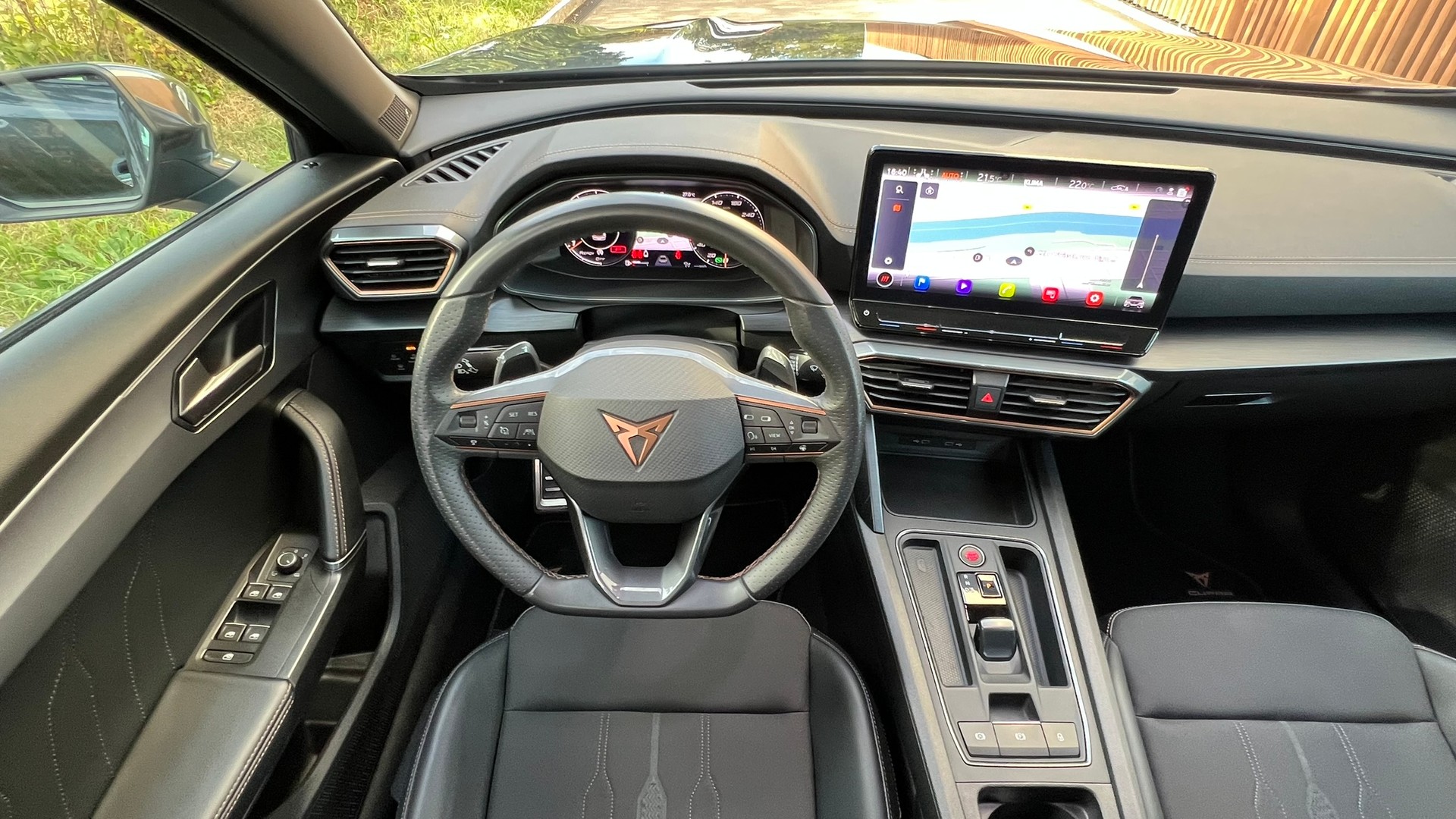 CUPRA FORMENTOR 2.0TSI VZ DSG l 245 PS-image-19