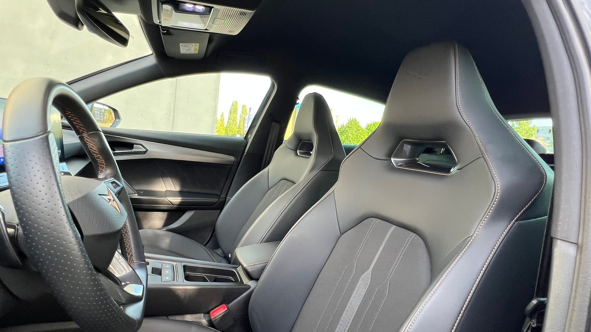 CUPRA FORMENTOR 2.0TSI VZ DSG l 245 PS-image-22