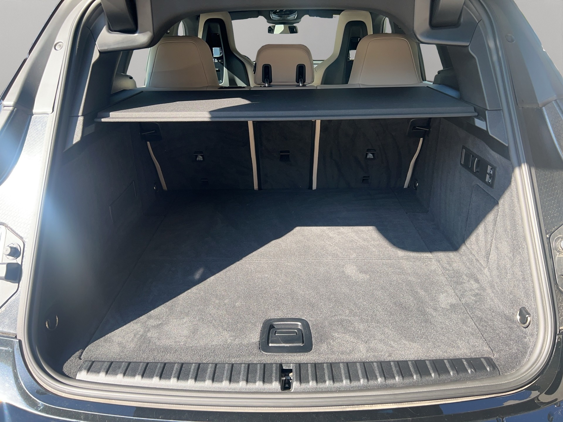BMW iX xDrive40-image-20