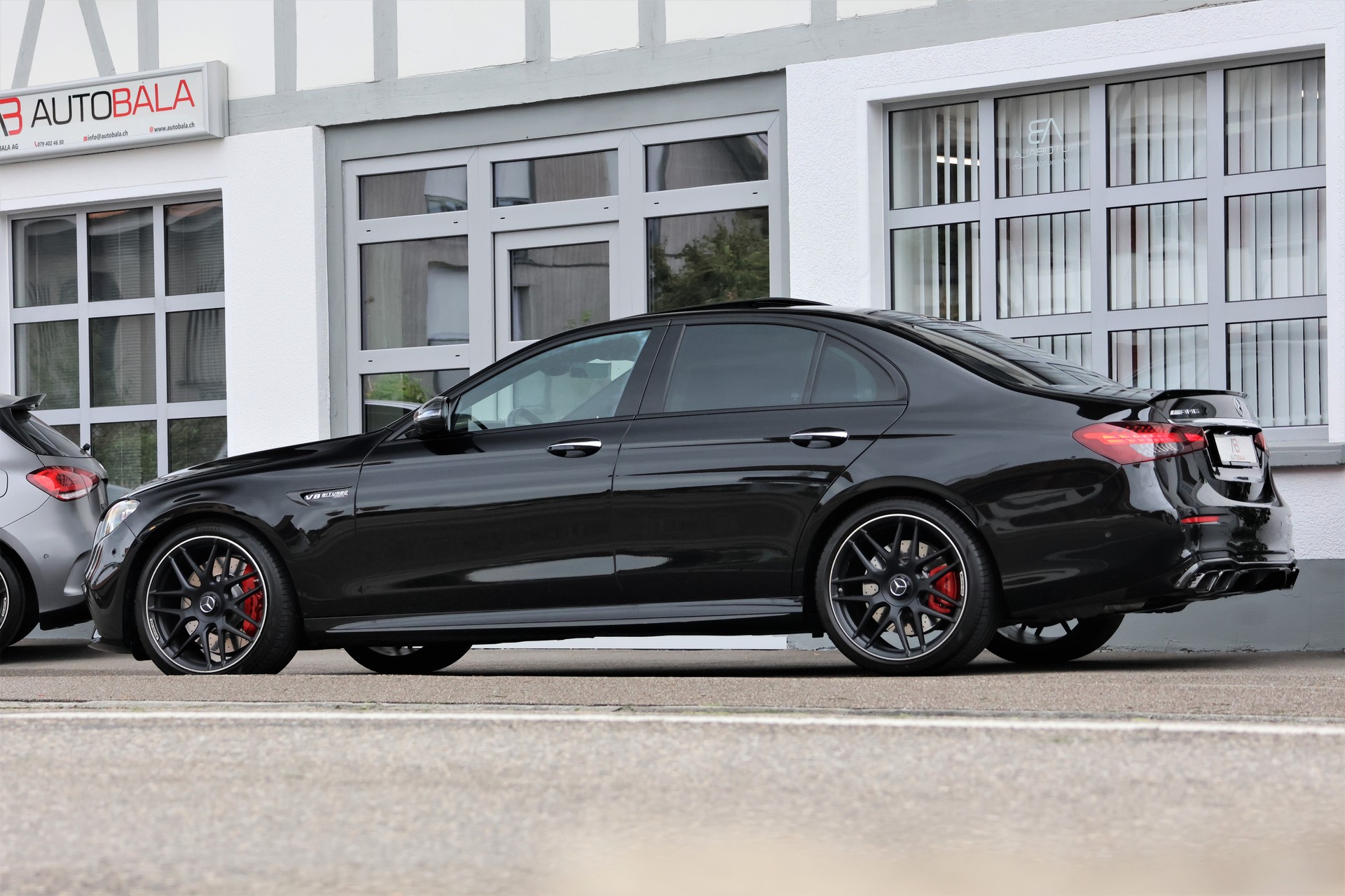 MERCEDES-BENZ AMG E 63 S 4Matic+ Speedshift 9G-TCT (CH) *Performance*-showroom-element-3