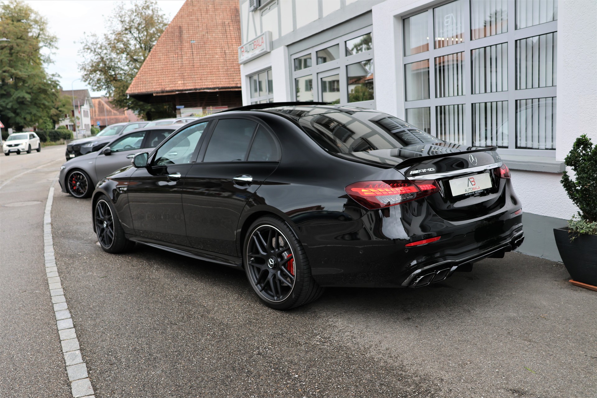 MERCEDES-BENZ AMG E 63 S 4Matic+ Speedshift 9G-TCT (CH) *Performance*-image-7