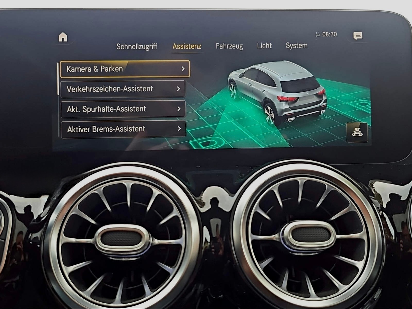 MERCEDES-BENZ GLA 250 4Matic AMG Line 8G-DCT-image-10