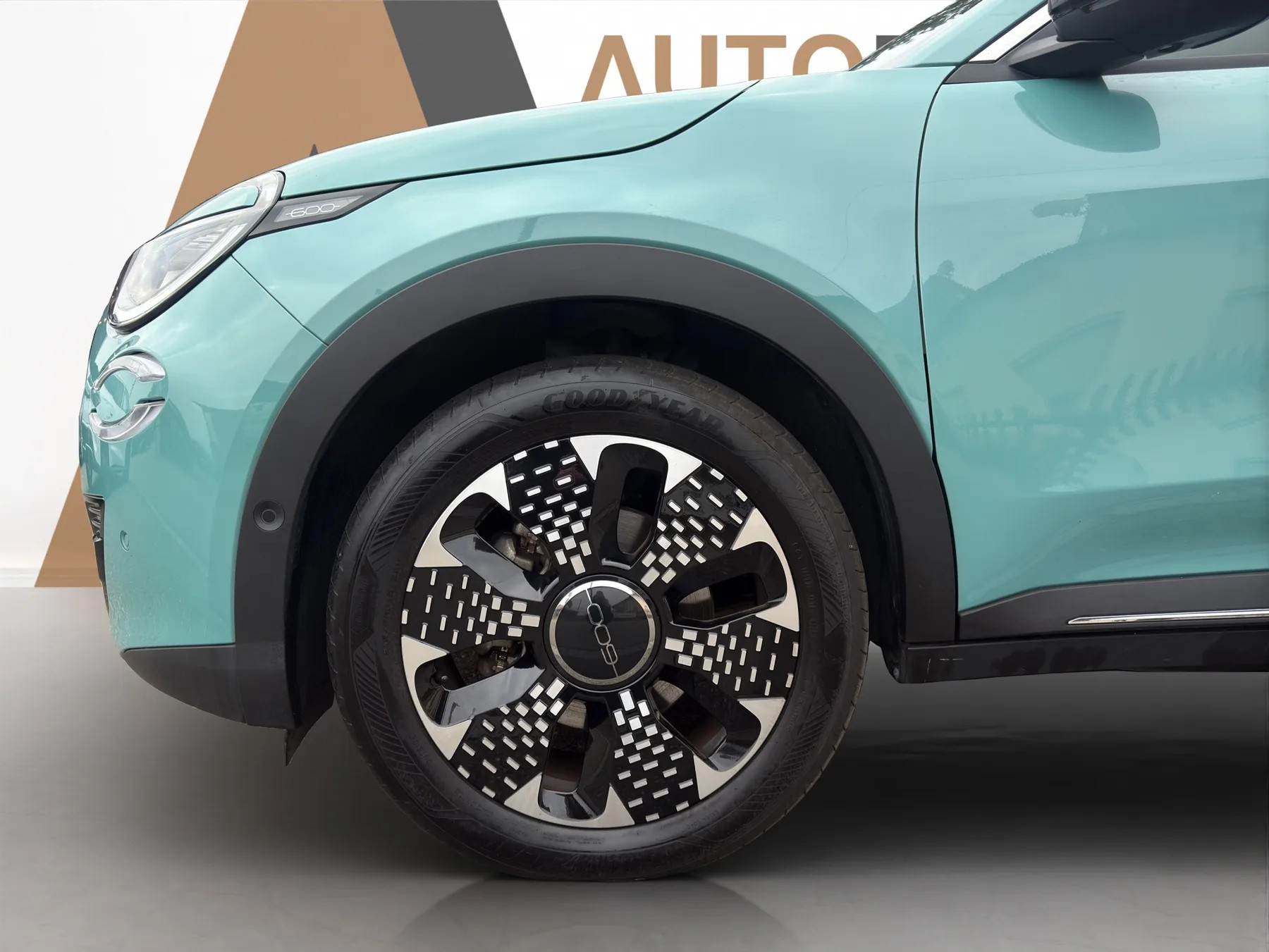 FIAT 600 1.2 Hybrid La Prima-image-18