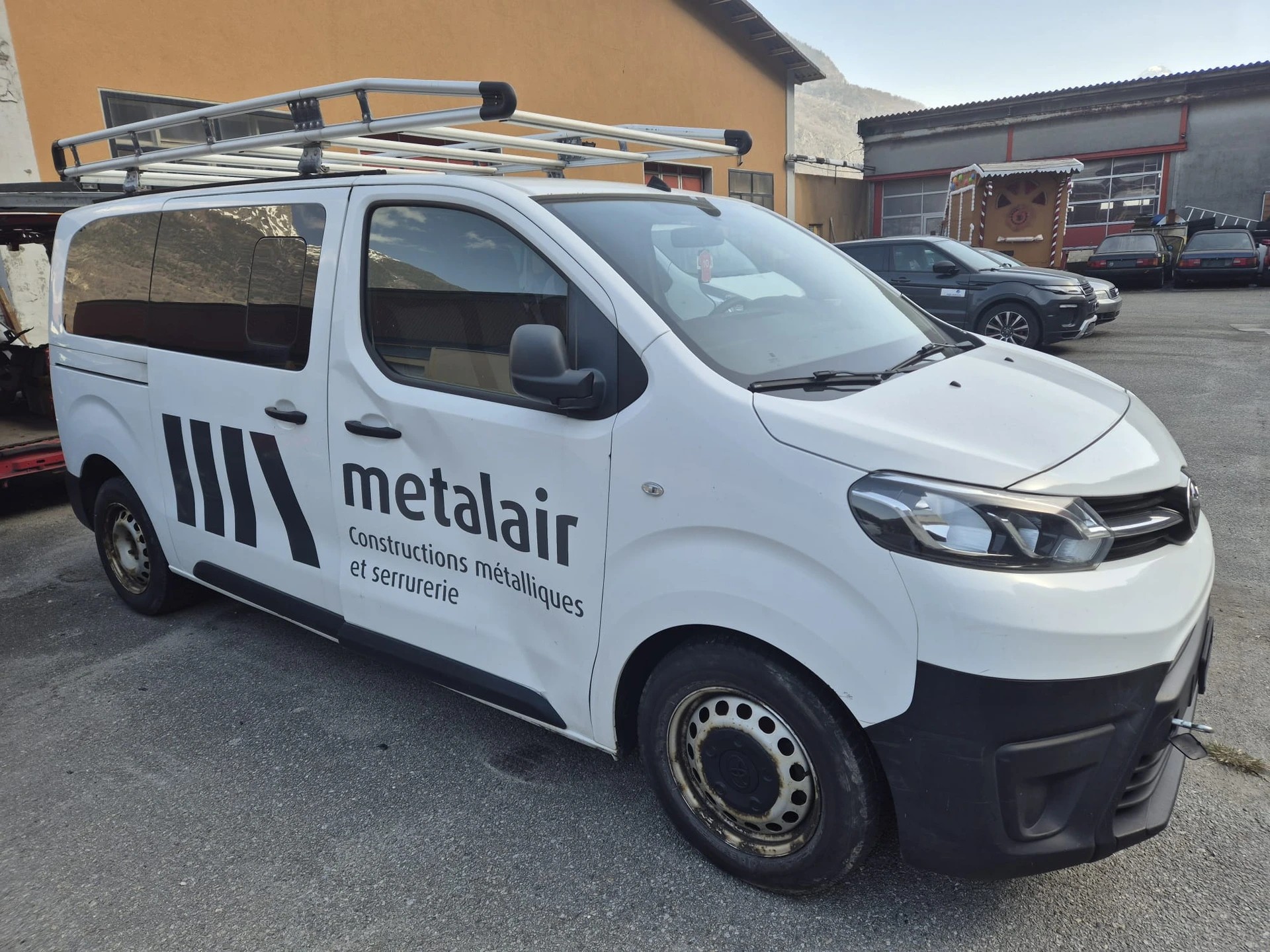 TOYOTA Proace 1.5D Combi L1-image-0