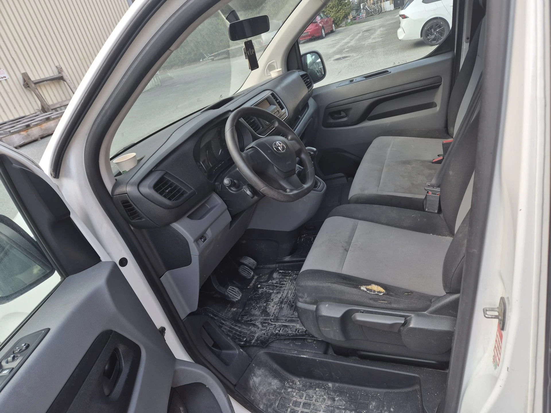 TOYOTA Proace 1.5D Combi L1-image-6