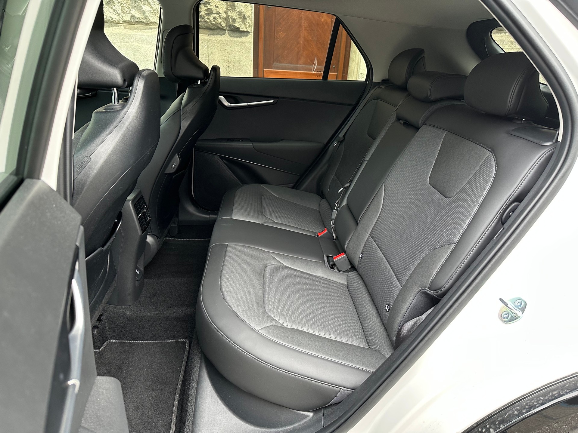 KIA Niro 1.6GDi Plug-in Hybrid Style DCT-image-10