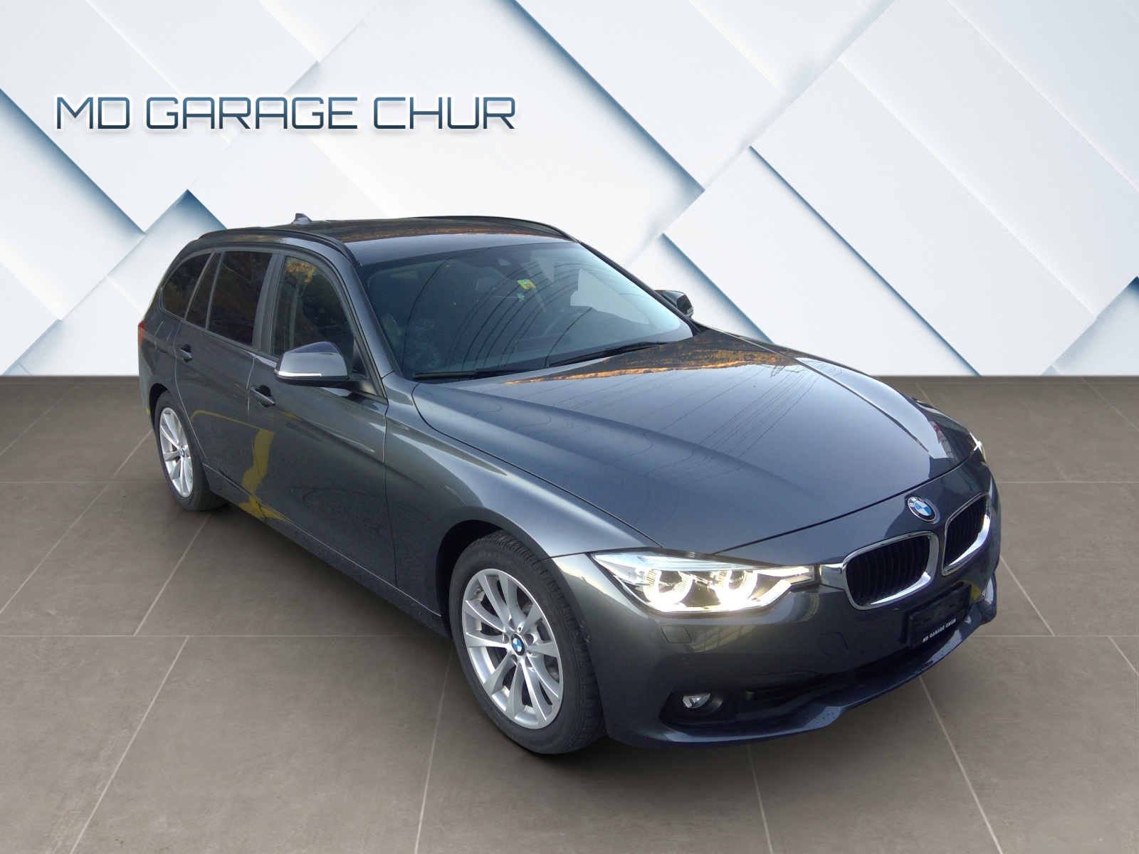 BMW 330i xDrive Touring Steptronic-image-9