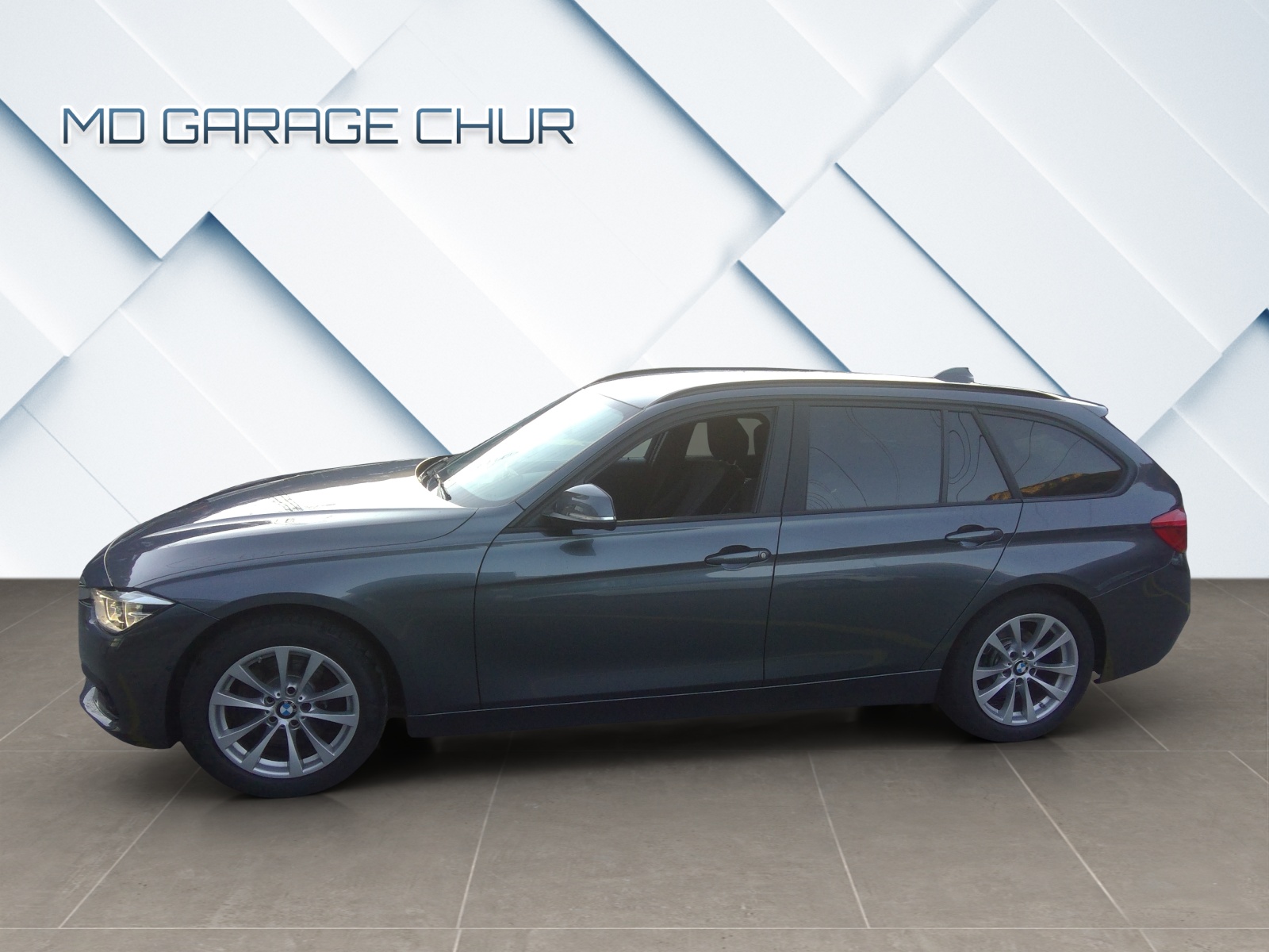 BMW 330i xDrive Touring Steptronic-image-2