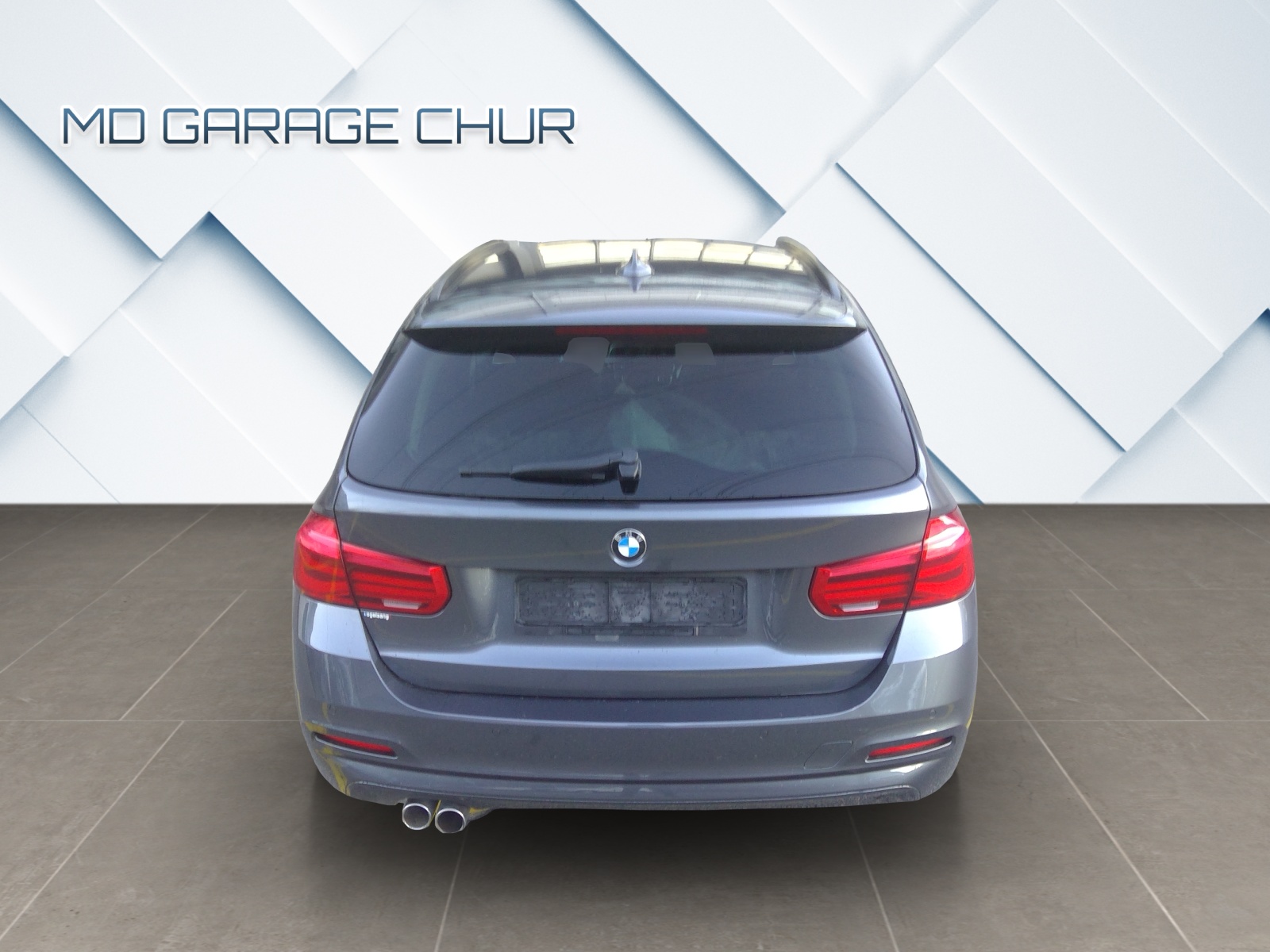 BMW 330i xDrive Touring Steptronic-image-6
