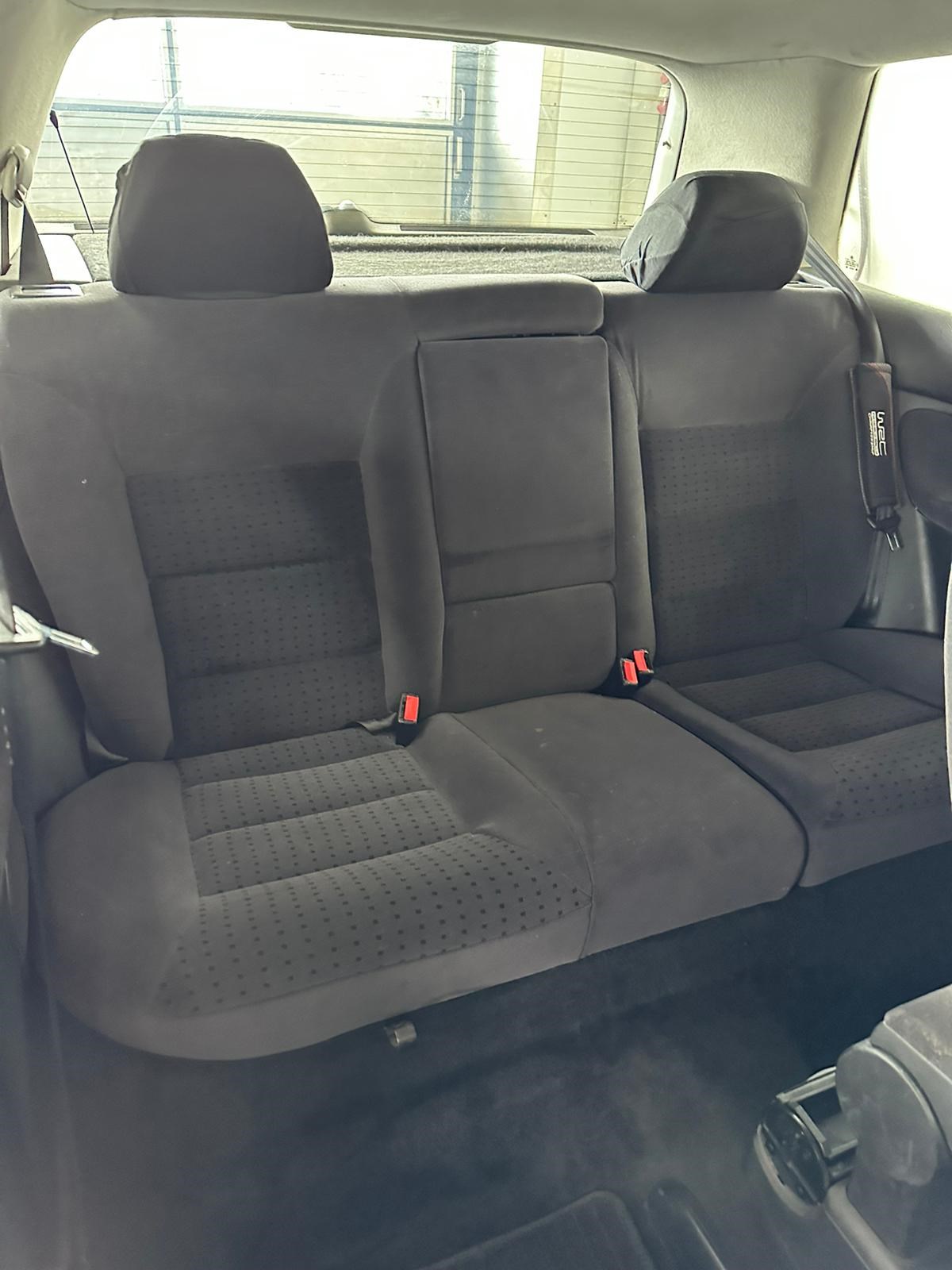 VW Golf 1.6 Comfortline-image-18