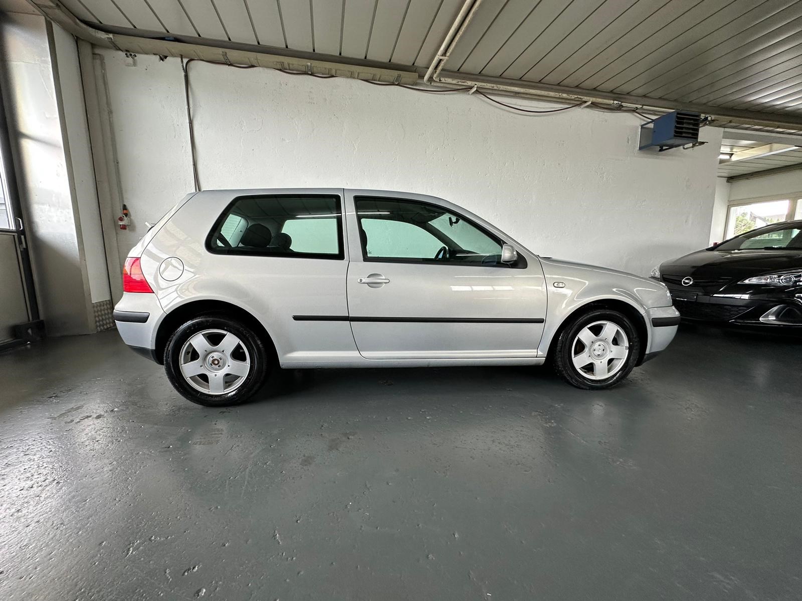 VW Golf 1.6 Comfortline-image-5