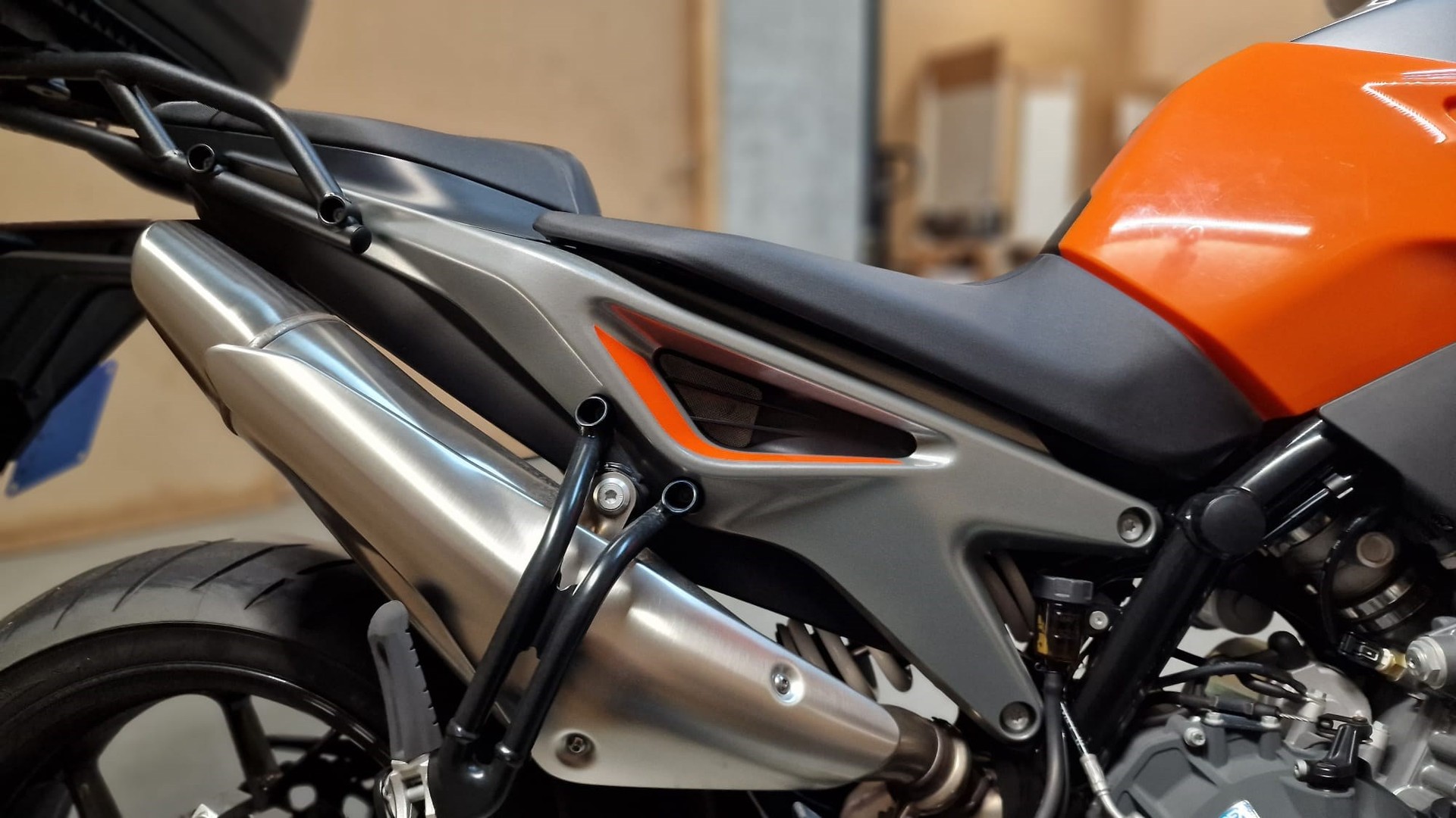 KTM 790 Duke ABS-showroom-element-2