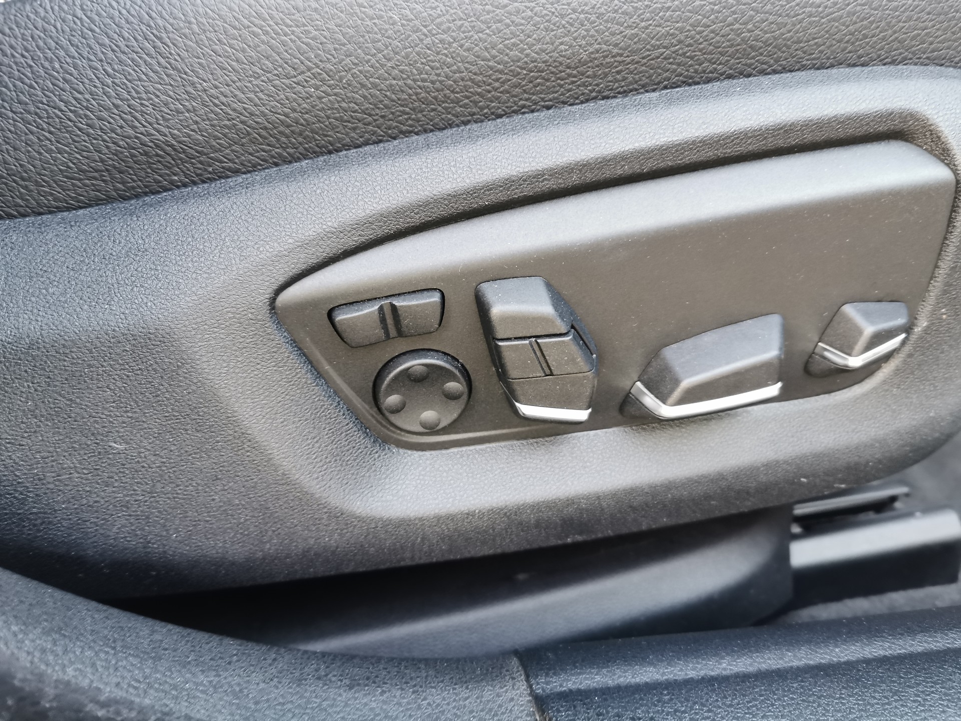 BMW 535i xDrive Luxury Line Steptronic-image-8