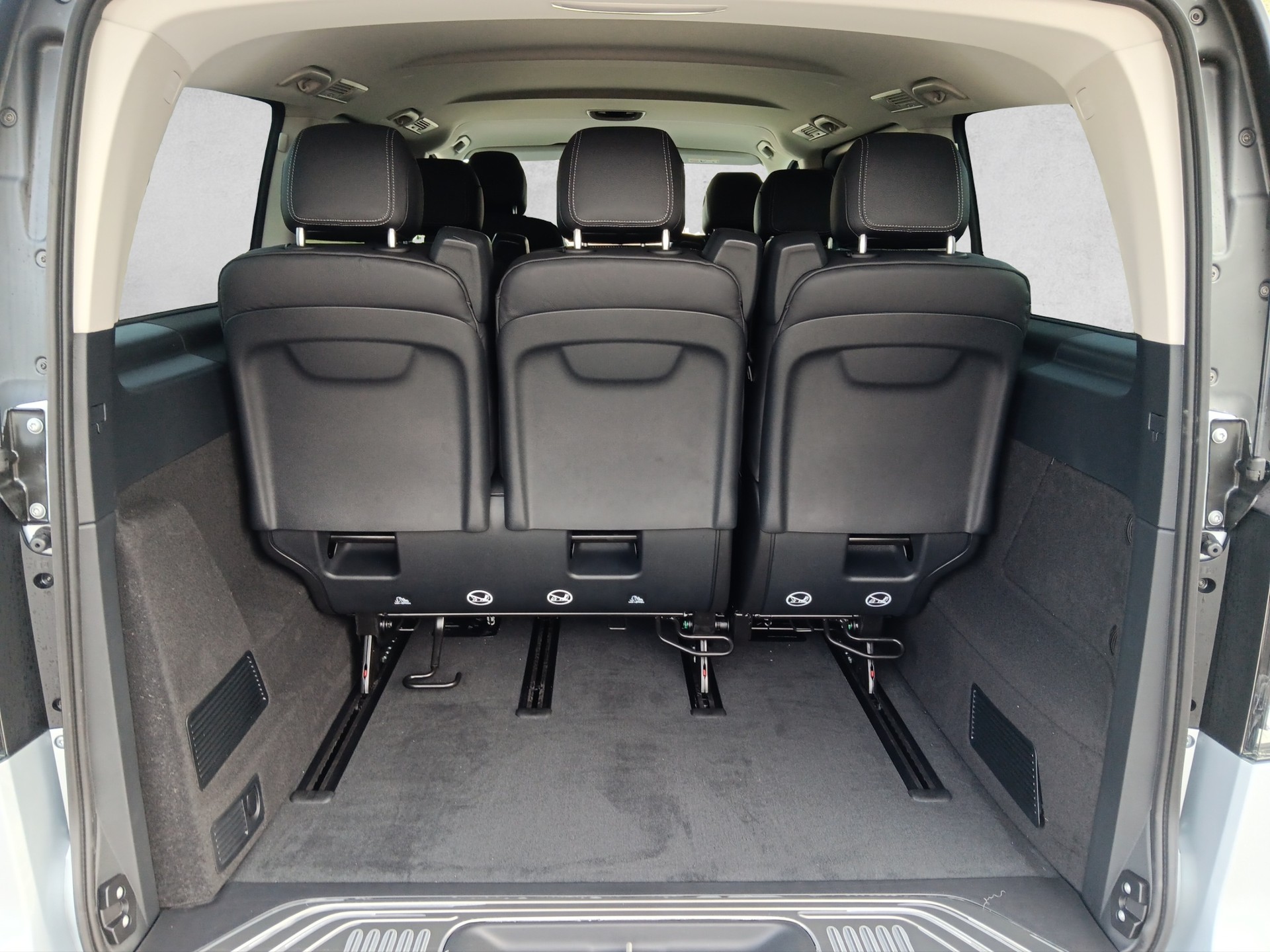 MERCEDES-BENZ V 250 d Avantgarde Lang 4Matic 9G-Tronic-image-13